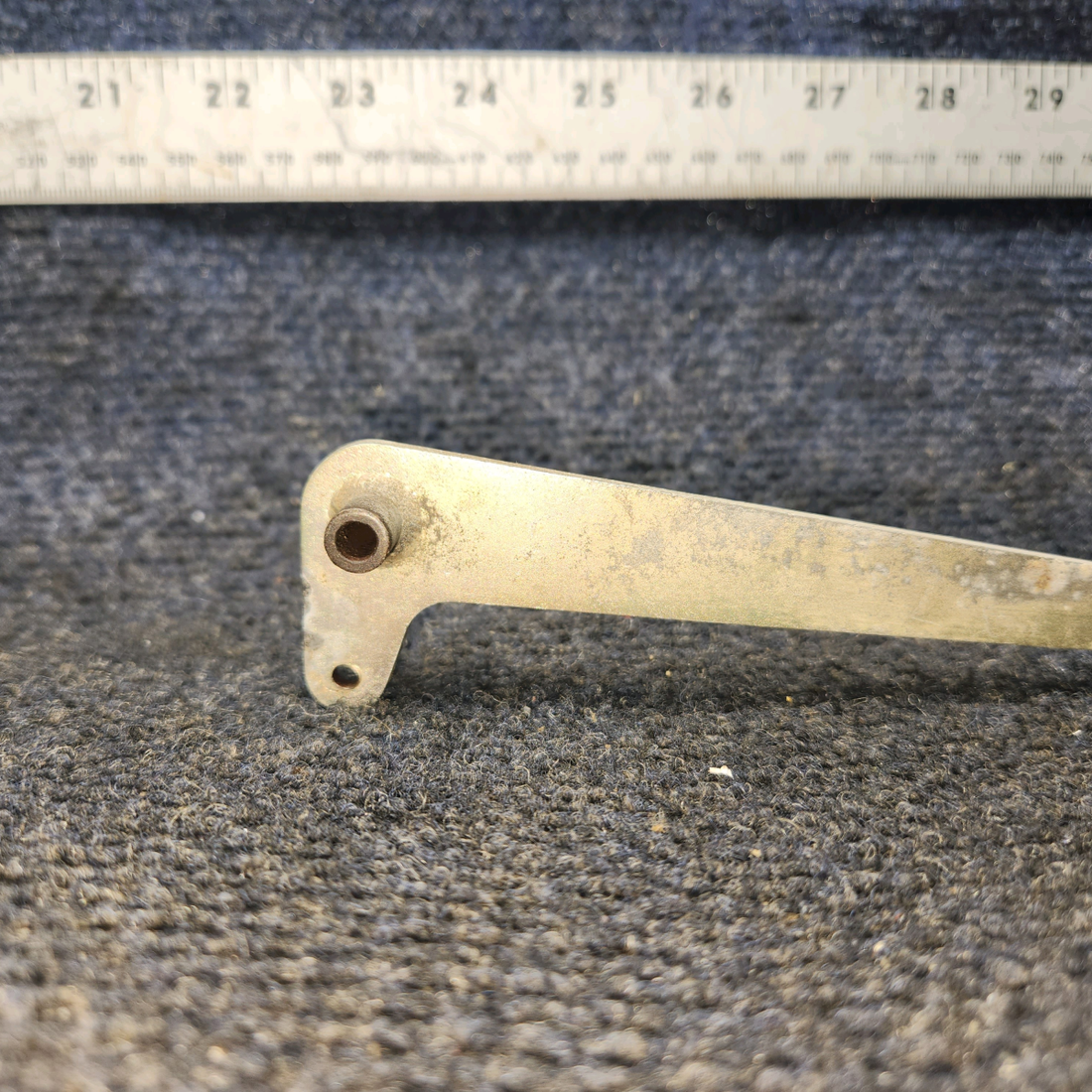 Used aircraft parts for sale, 79515-013 Piper PA28-161 Interior Cabin Door Handle Assy