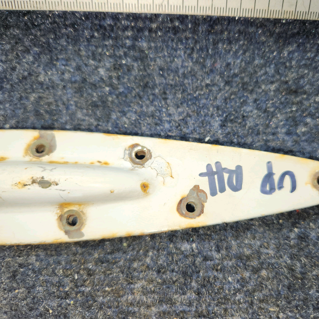 Used aircraft parts for sale, 0511280-2 Cessna C172RG CABIN DOOR HINGE ASSY UPPER RH