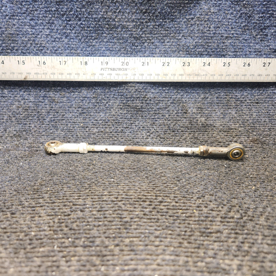 Used aircraft parts for sale, 0523218-2 cessna 150G Aileron Push-Pull Rod Assembly