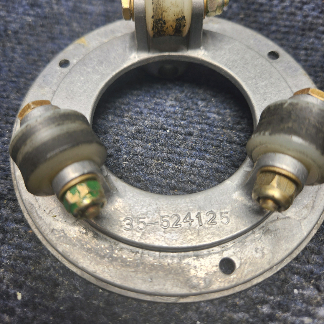 Used aircraft parts for sale, 35-524125-10 Beechcraft F33A HANGER ASSEMBLY