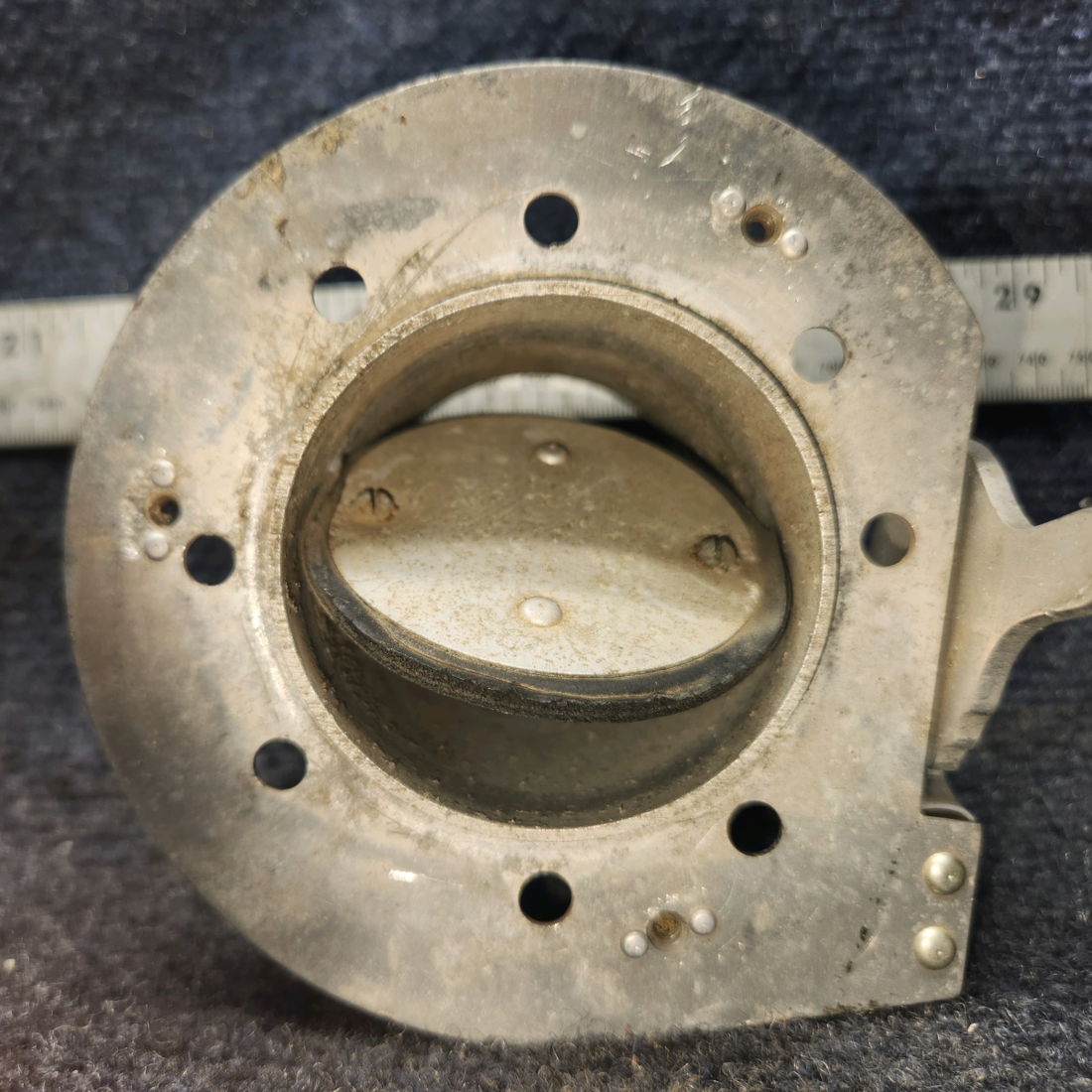 Used aircraft parts for sale, 68556-000 Piper PA28-140 Cabin Air Vent Valve Assy Aft LH