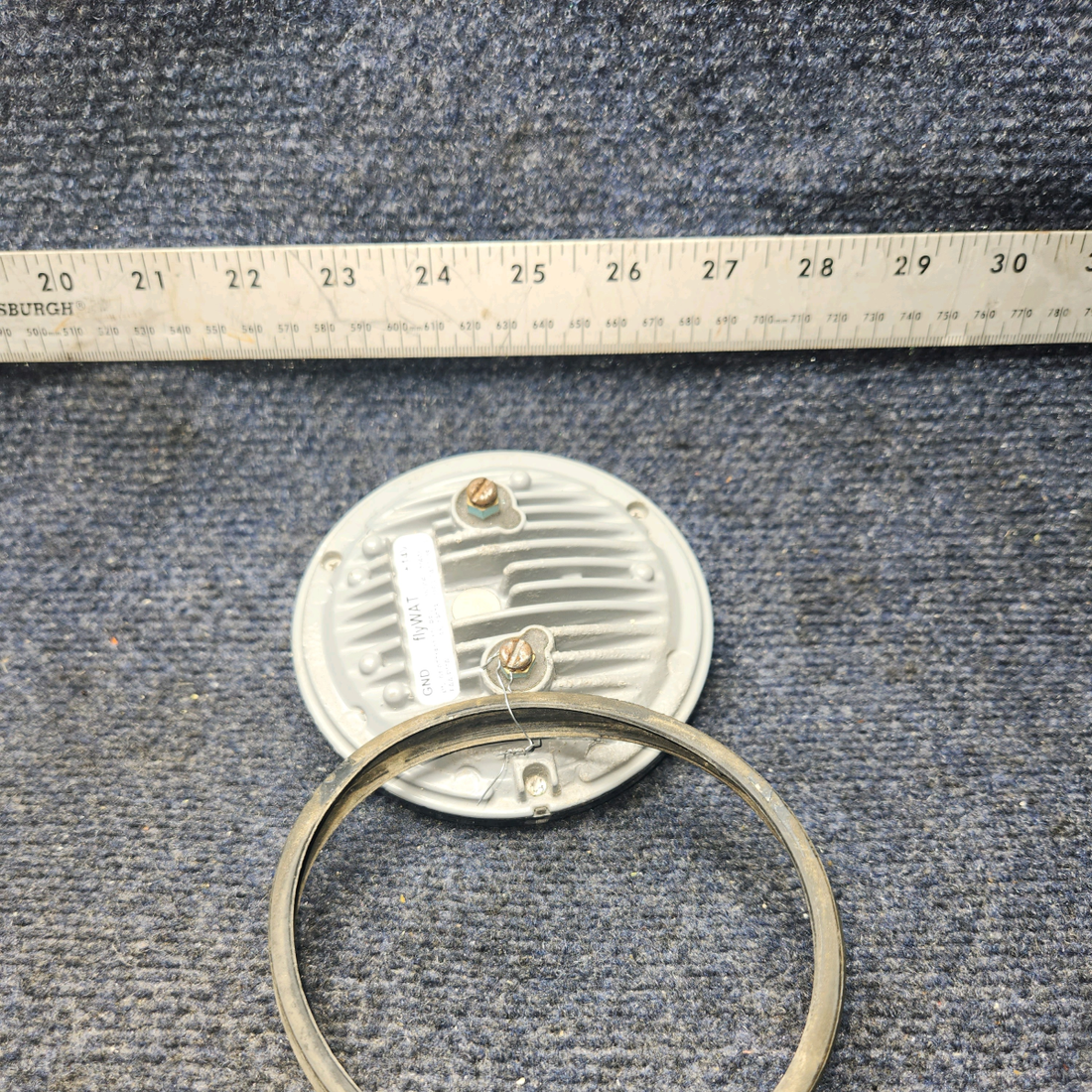 Used aircraft parts for sale, 01-0771833-10 WHELEN Cessna C-150J LED Landing Light Assembly 14 VOLTS
