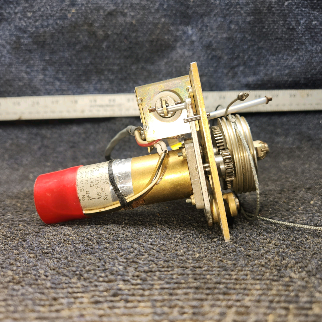 Used aircraft parts for sale, 1D414-194R Mitchell-Century Beechcraft 95-B55 Autopilot Roll Servo 28 Volts