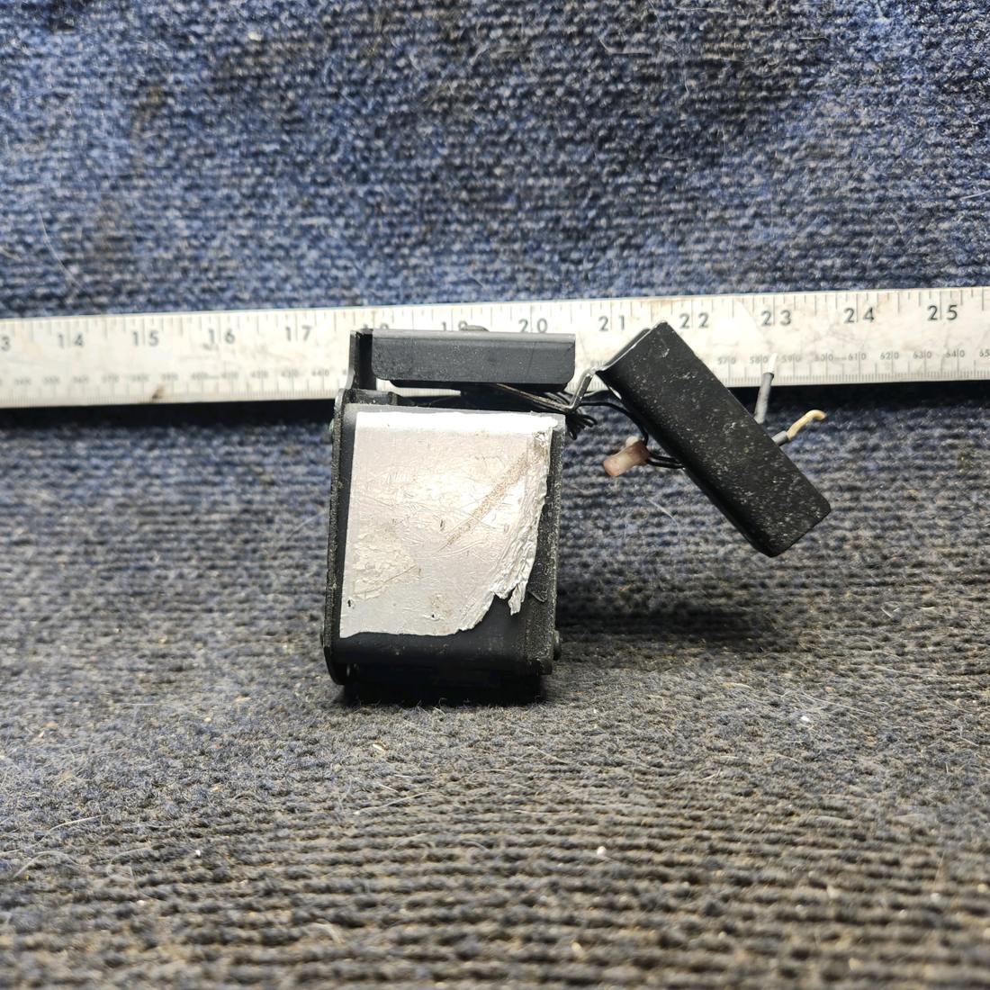 Used aircraft parts for sale, PAI-700 Precision Aviation piper PA-28-181 Vertical Card Magnetic Compass Indicator - Lighted