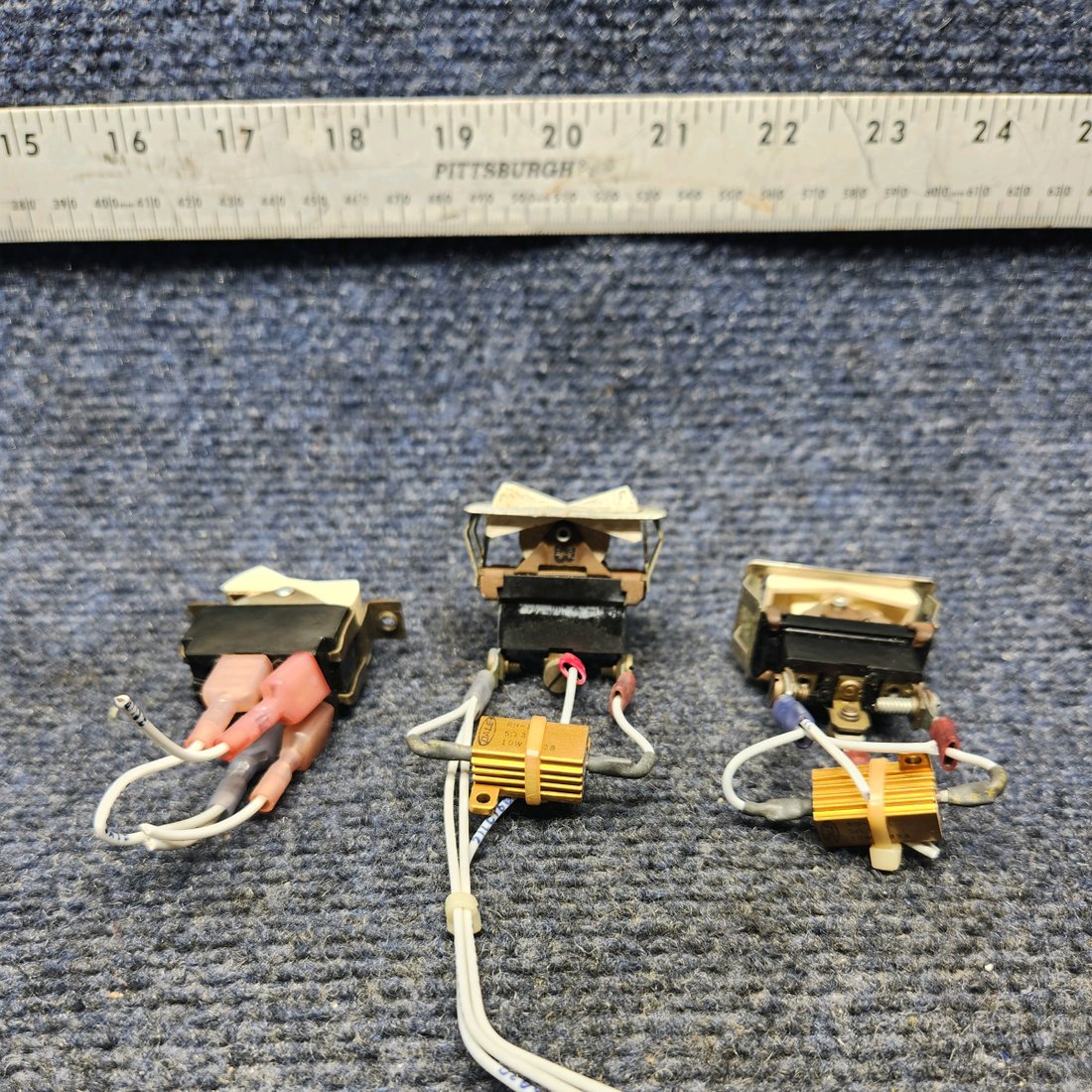 Used aircraft parts for sale, N/A PIPER PA28-161 Warrior III SET OF (3) ROCKER SWITCH