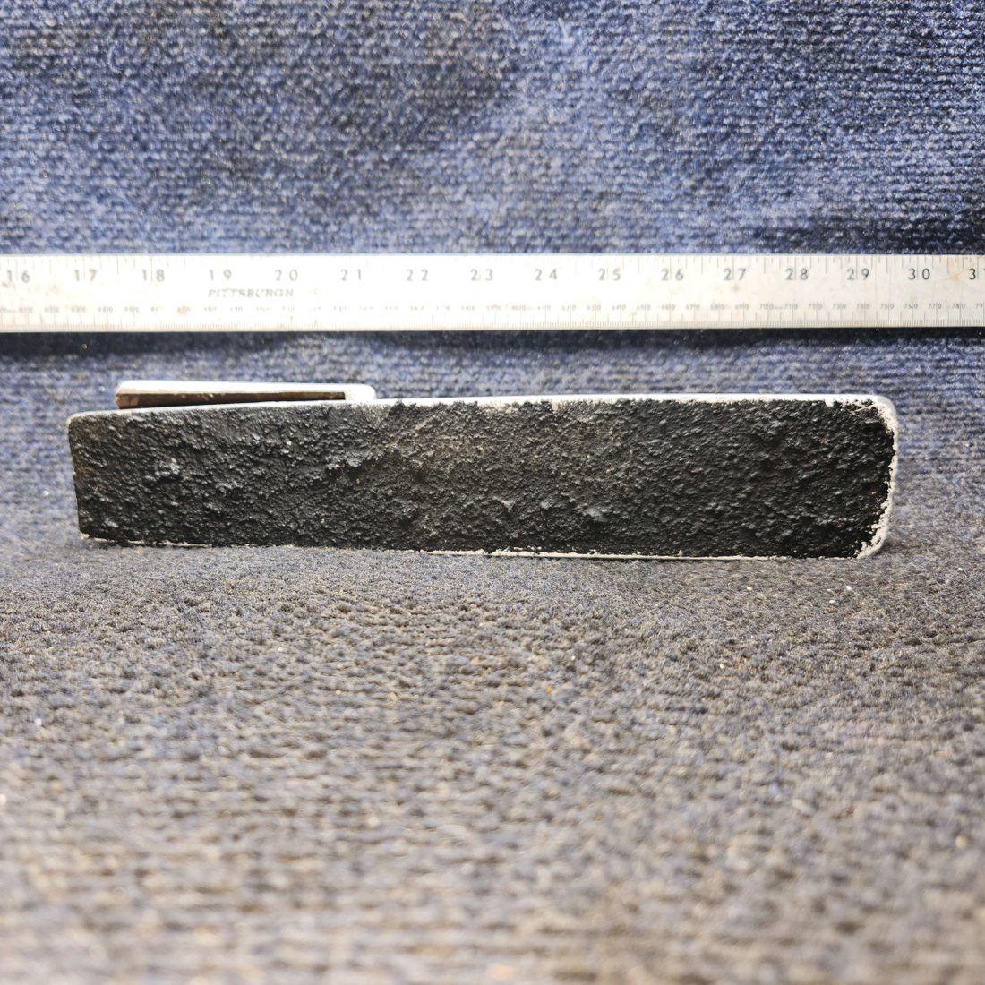 Used aircraft parts for sale, 0741605-2 Cessna 182G Main Gear Step RH