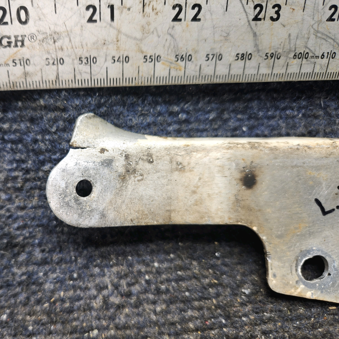 Used aircraft parts for sale, 0541218-1 cessna 172N Wheel Fairing Bracket Stiffener – LH