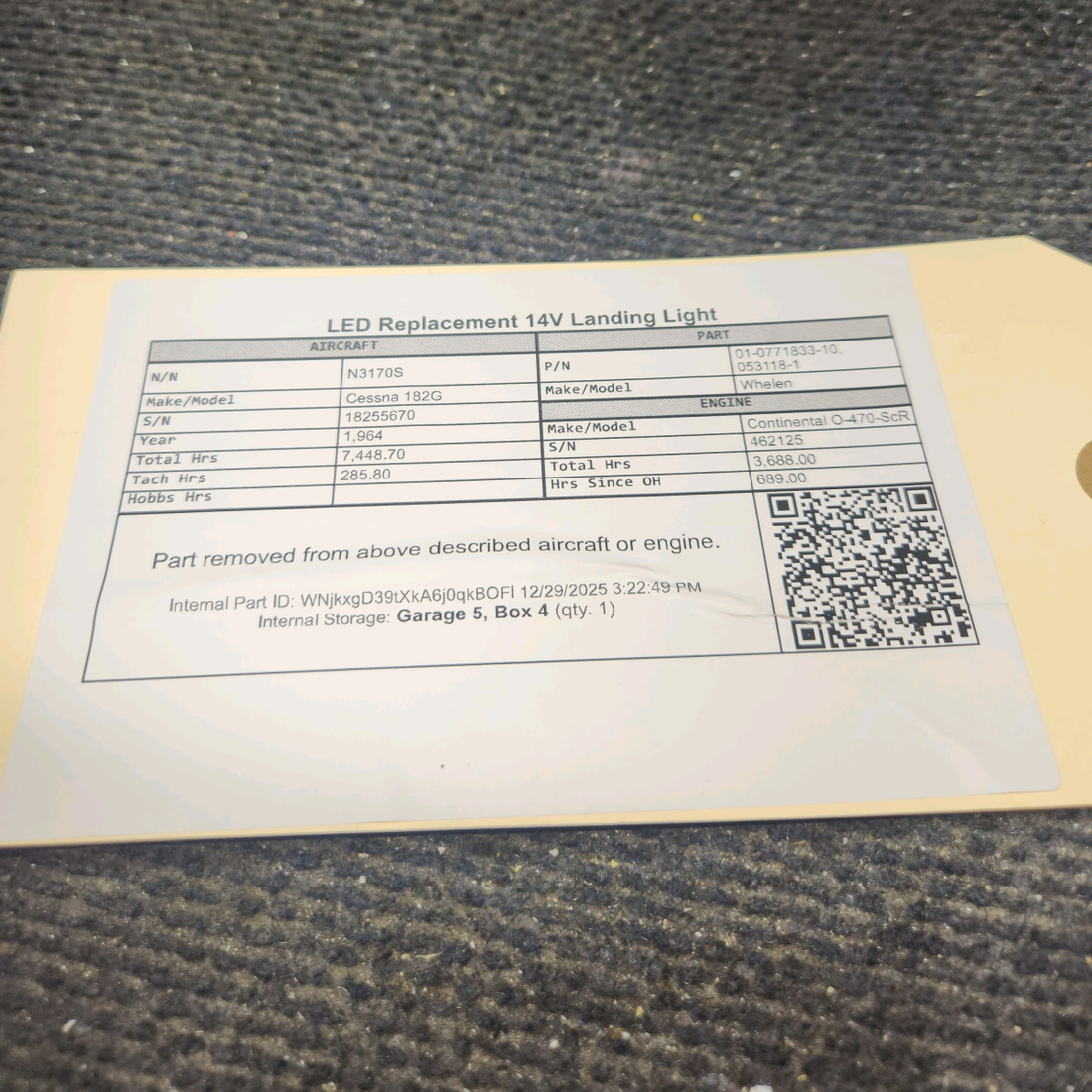 Used aircraft parts for sale, 01-0771833-10 Whelen Cessna 182G LED Replacement Landing Light - 14V