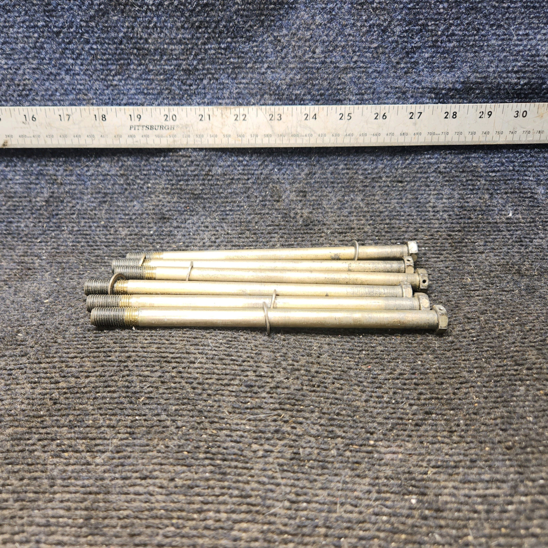 Used aircraft parts for sale, A2513-38 cessna 172N Propeller Bolt Set