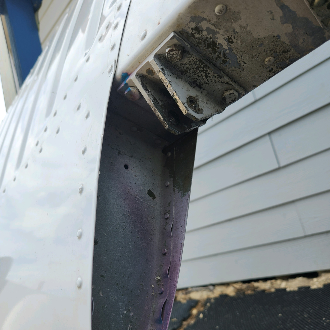 Used aircraft parts for sale, 63460-000 PIPER PA28-140 STABILATOR ASSEMBLY - HAVE A LITLE CRACK - "SEE PHOTOS FOR DETAILS".