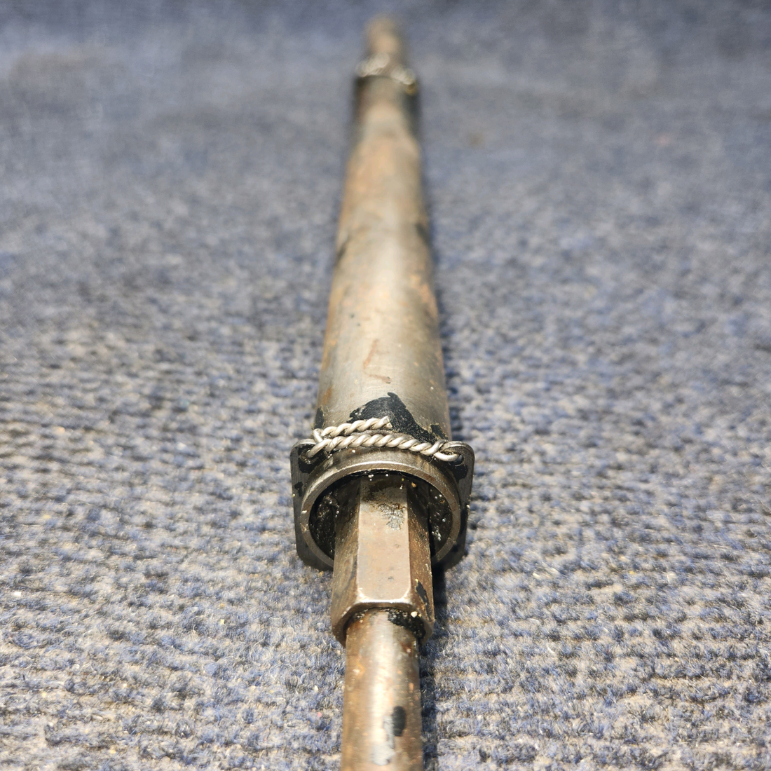 Used aircraft parts for sale, 76425-000 PIPER PA28RT-201 Bungee Assy Nose Wheel LH