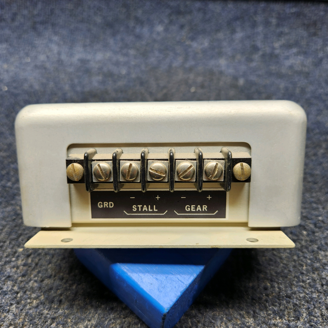 Used aircraft parts for sale, 283 Safe Flight Texas Several 283 SAFE FLIGHT DUAL WARNING UNIT ASSEMBLY (VOLTS: 14)