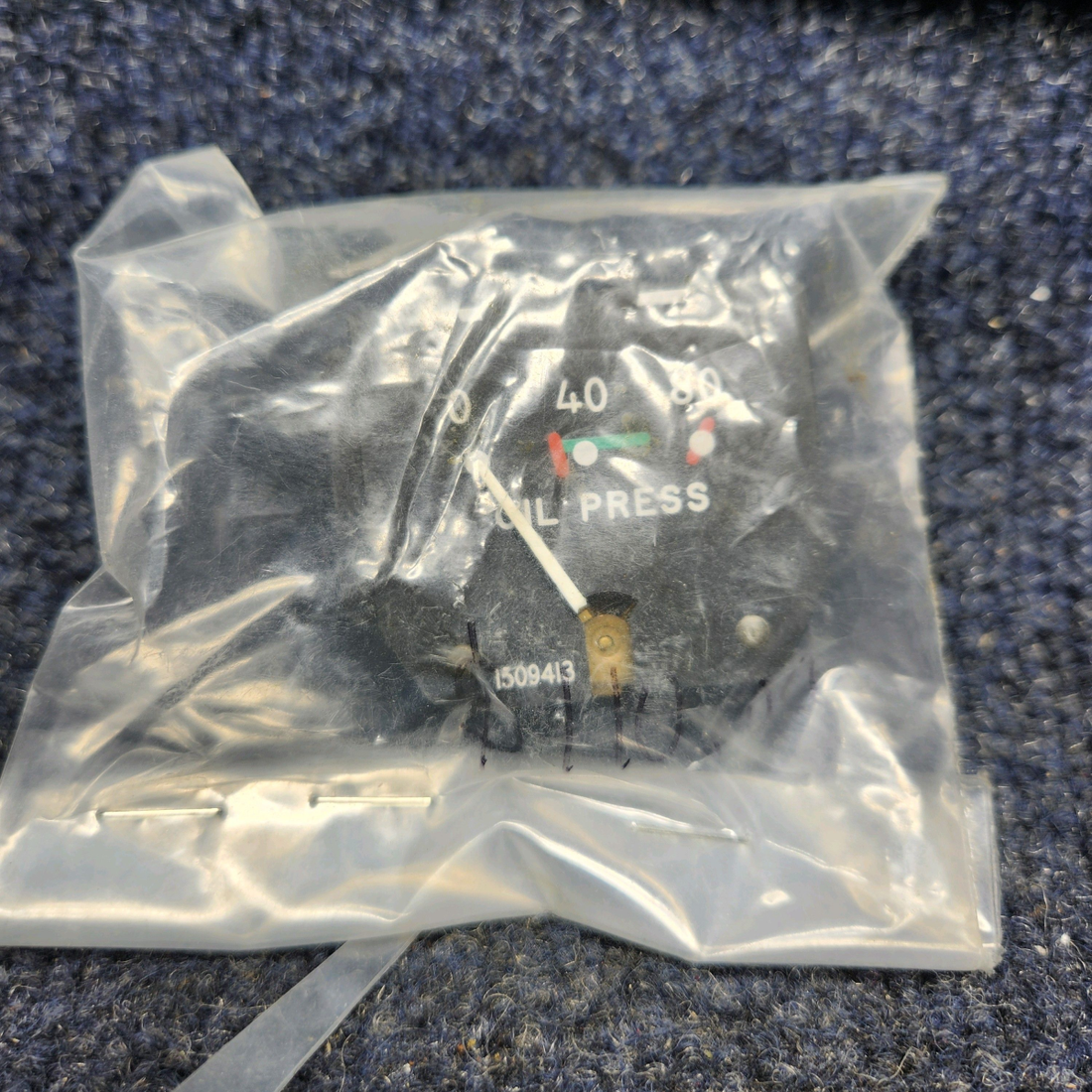 Used aircraft parts for sale, 1509413 BEECHCRAFT F35 OIL PRESS INDICATOR
