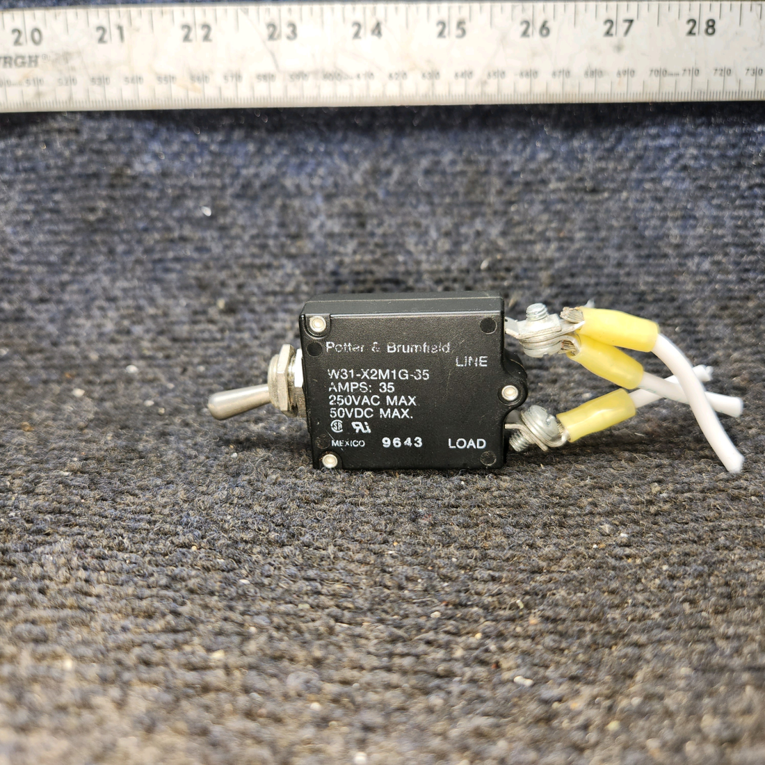 Used aircraft parts for sale, W31-X2M1G-35 Potter & Brumheld Cessna 182G Toggle Switch (Volts: 50 or 240) (Amps: 35)
