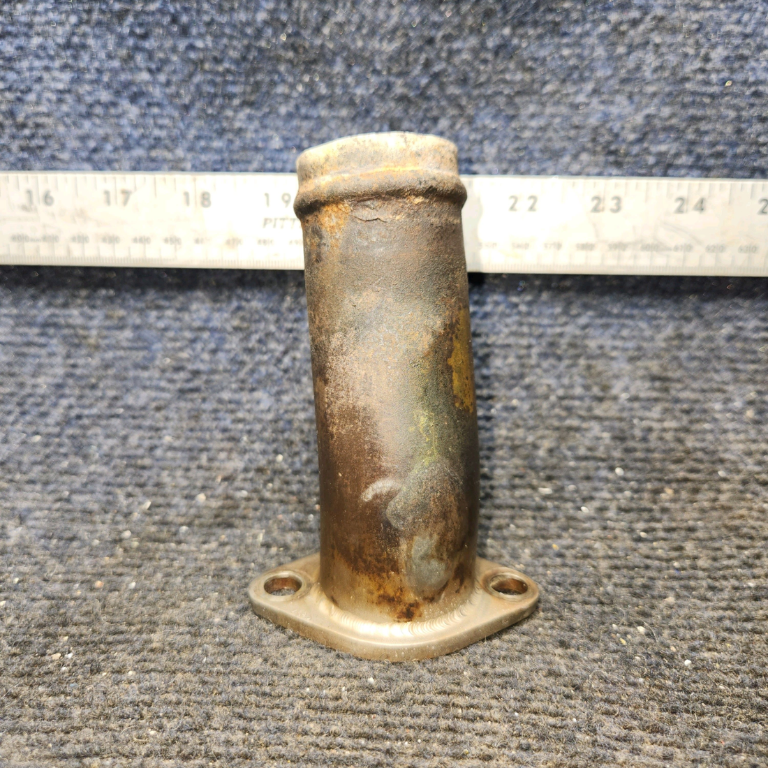 Used aircraft parts for sale, 0550176-57 Cessna 172E Exhaust Curved Riser