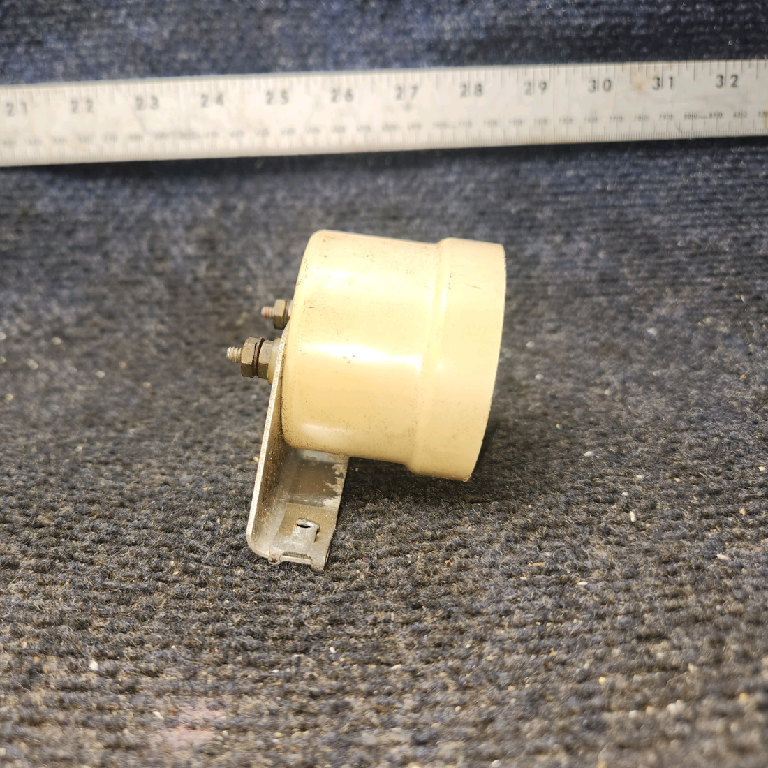 Used aircraft parts for sale, S1407-6, 0713738-3 Cessna 172F Stall Warning Horn with Bracket