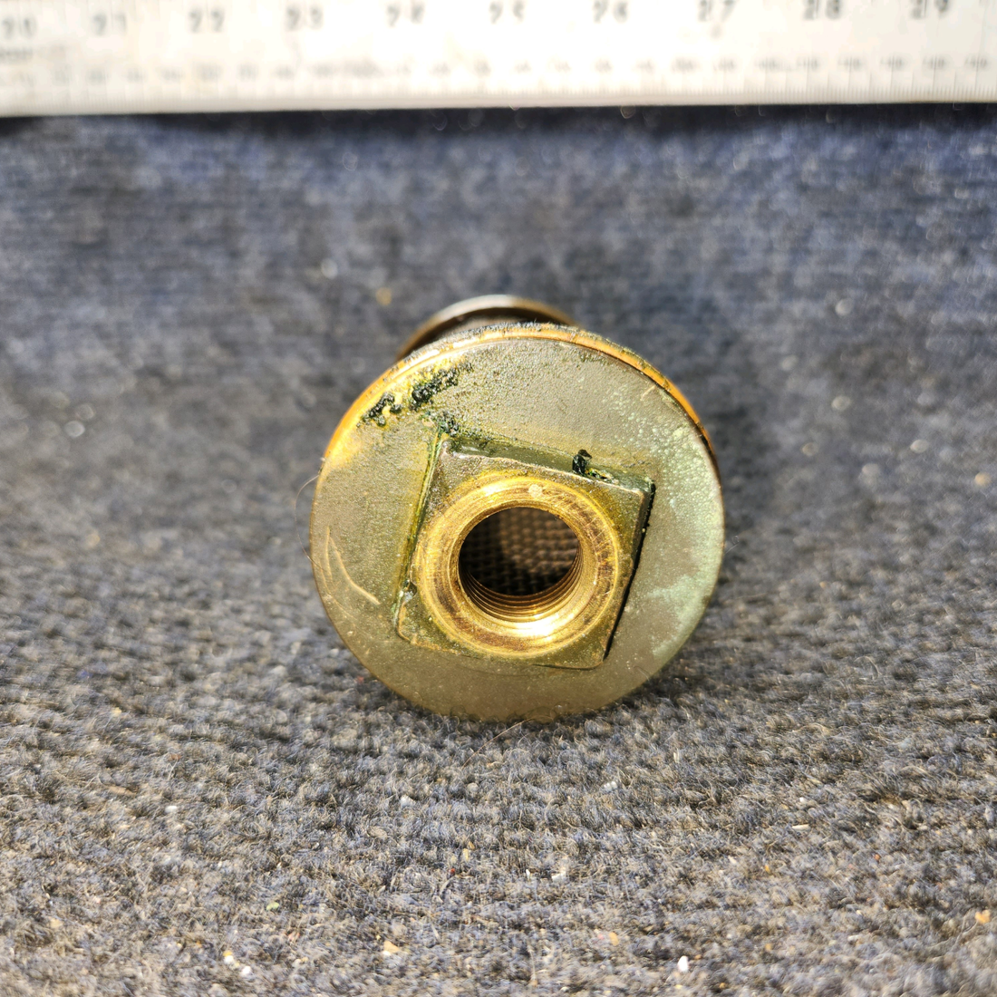 Used aircraft parts for sale, 530003 Continental O-300-D Cessna 172F Screen Assy Oil Pressure