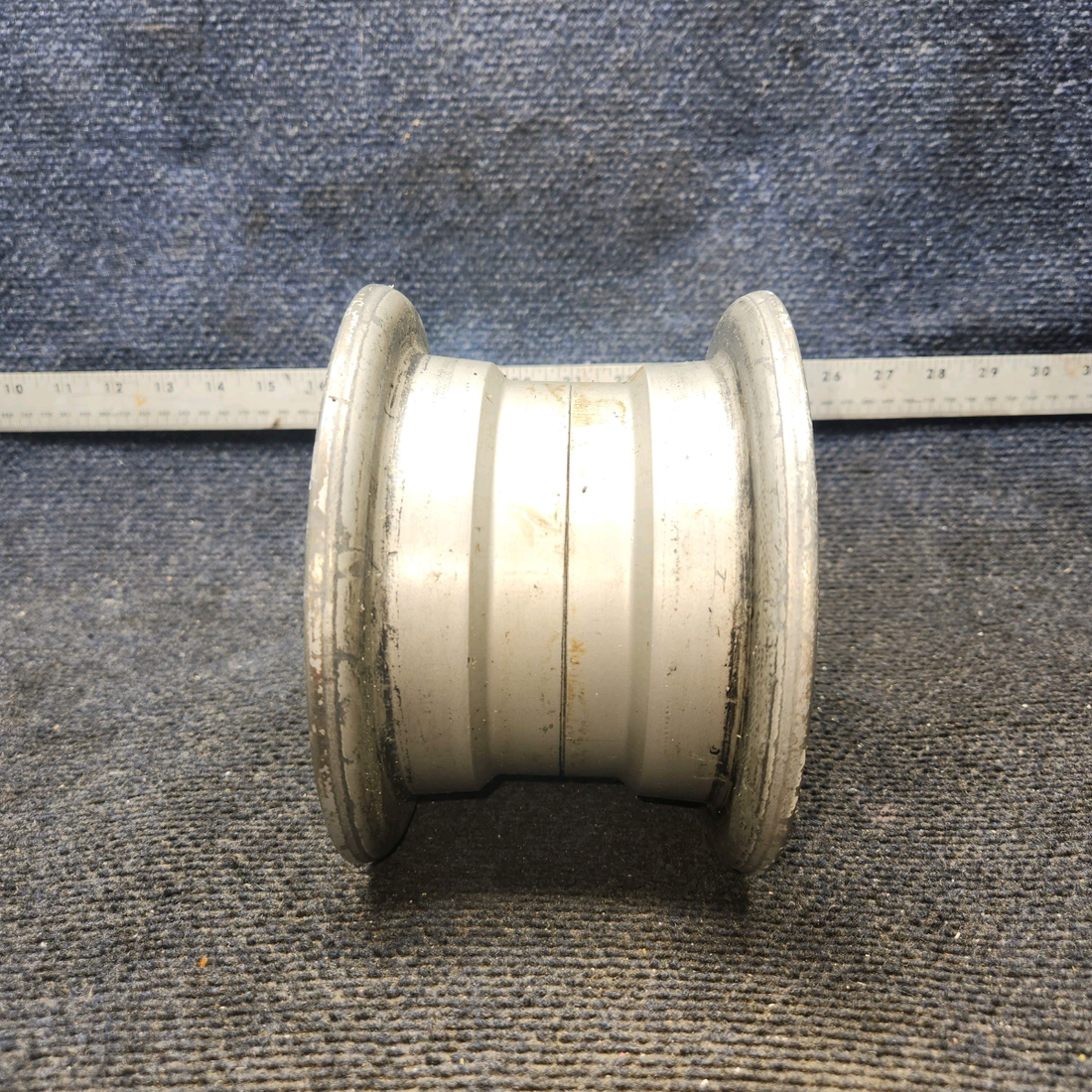 Used aircraft parts for sale, 40-77G Cleveland Piper PA32RT-300 Nose Wheel Assembly 5.00-5