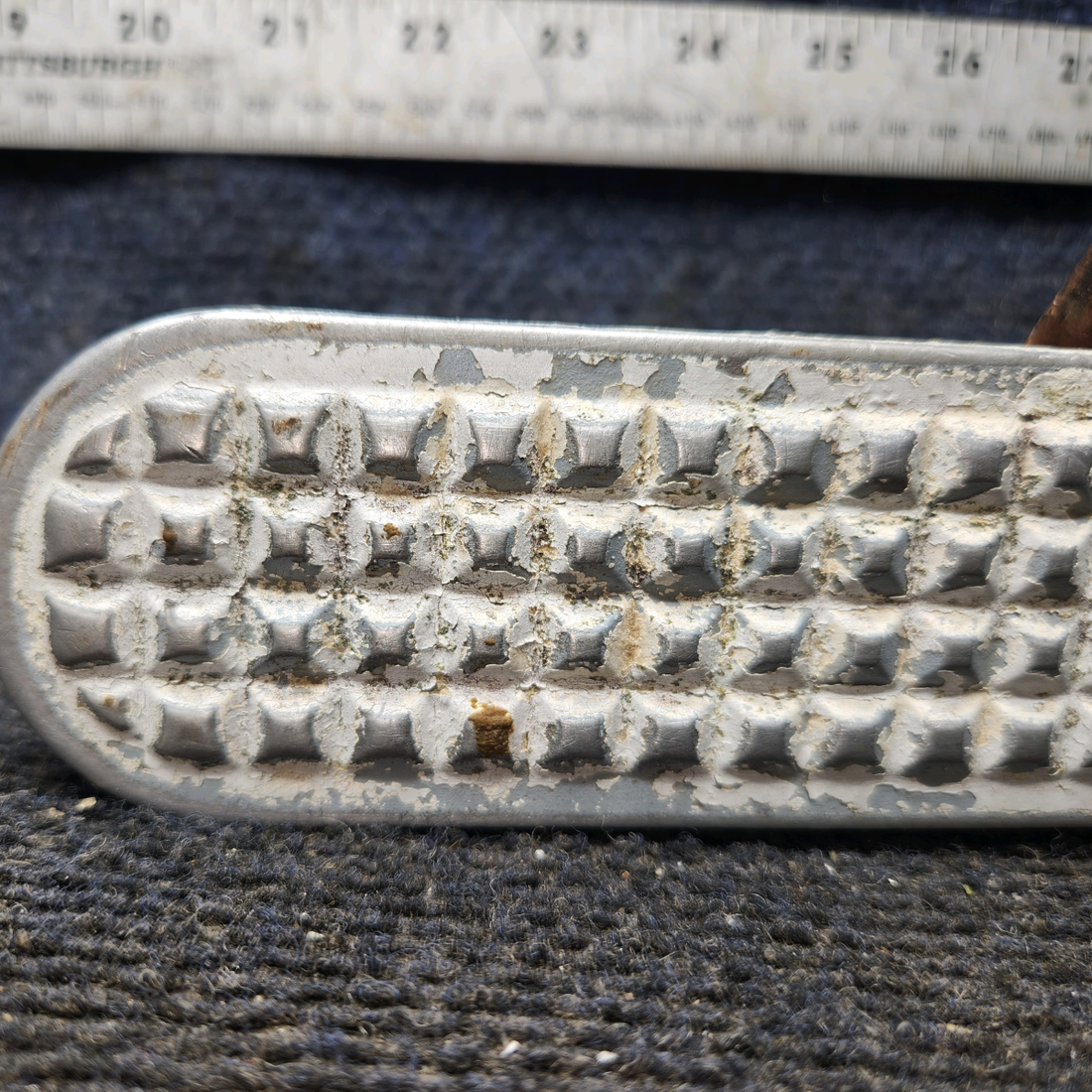 Used aircraft parts for sale, 0541155-1, 0541154-1 Cessna 172F Main Gear Entrance Bracket w/ Step - LH