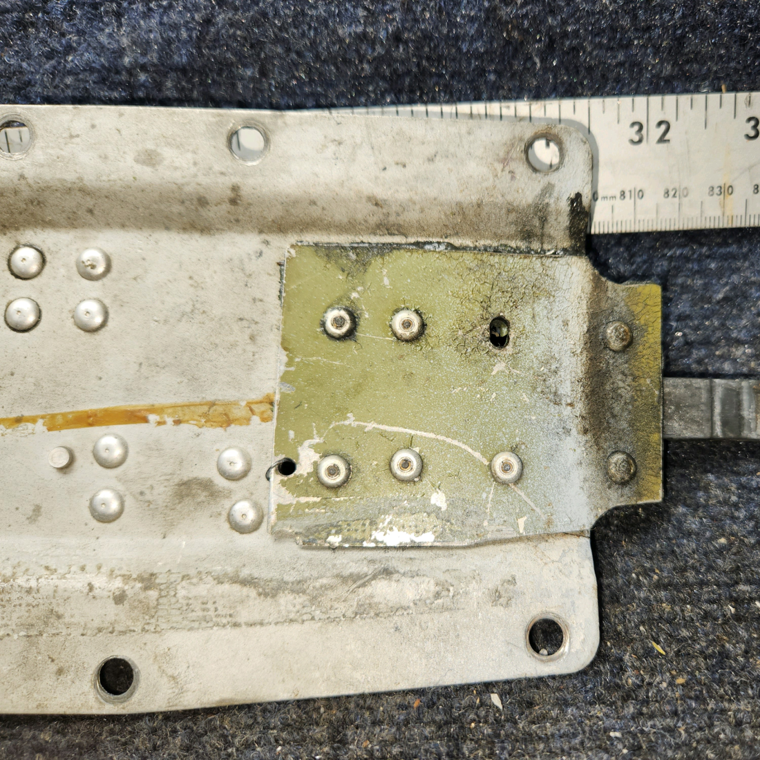 Used aircraft parts for sale, 0711061-6 Cessna 182G Cabin Door Latch Assembly LH
