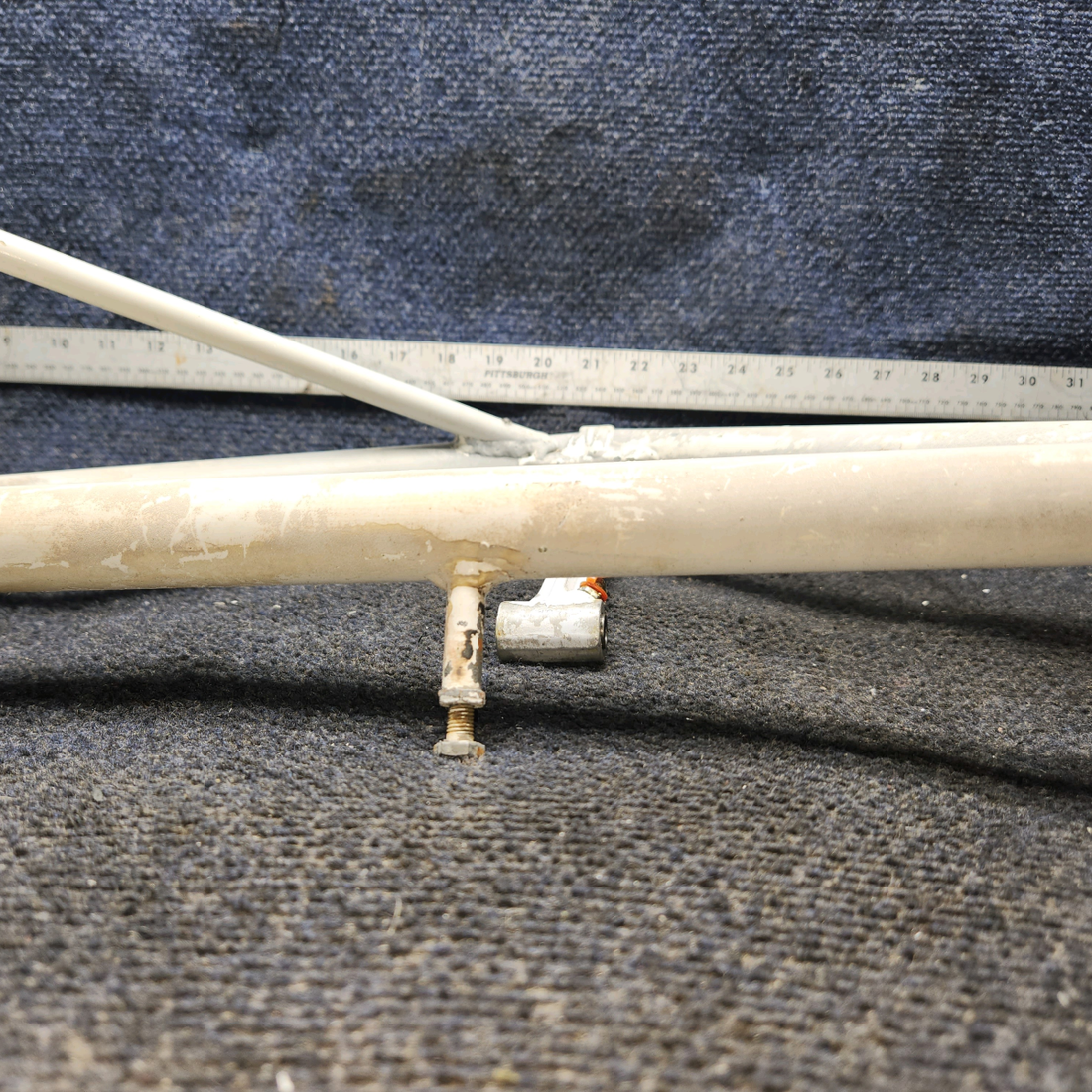 Used aircraft parts for sale, 35-815155-611 BEECHCRAFT 95-55B Main Landing Gear Retract Brace -  RH