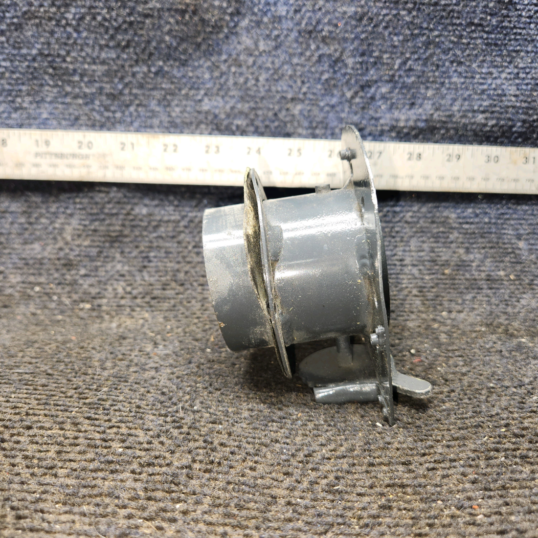 Used aircraft parts for sale, 68671-000 piper PA-28-181 Air Vent Valve Assembly