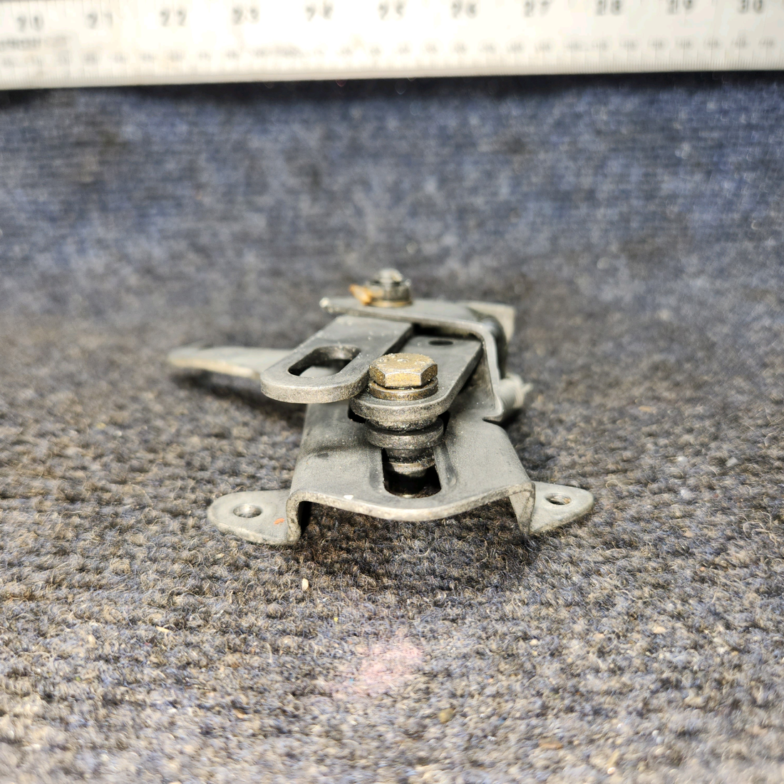 Used aircraft parts for sale, 35-410456-3 BEECHCRAFT 95-55B Upper Latch Bracket Assembly