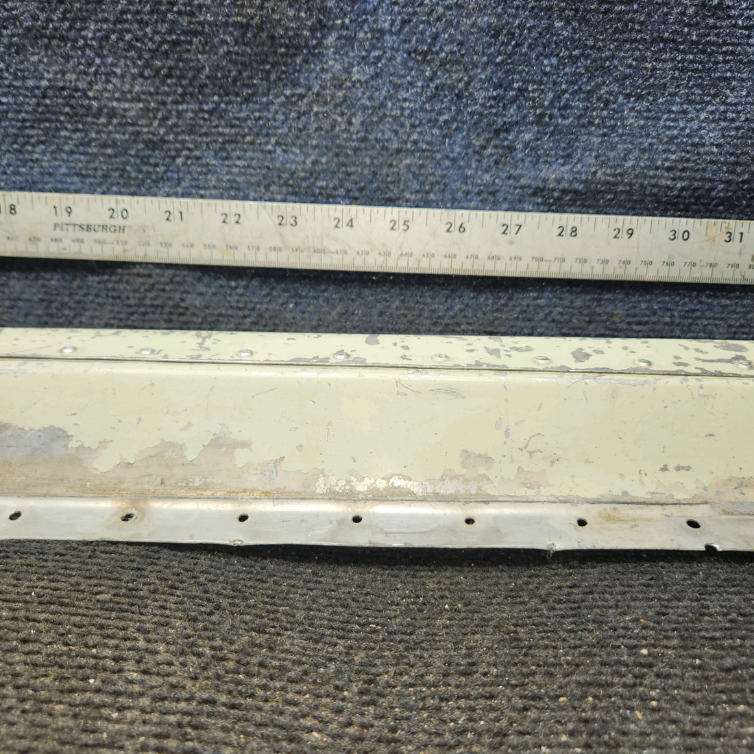 Used aircraft parts for sale, 0511116-13 Cessna 172E Lower Door Sill Assy With Support RH