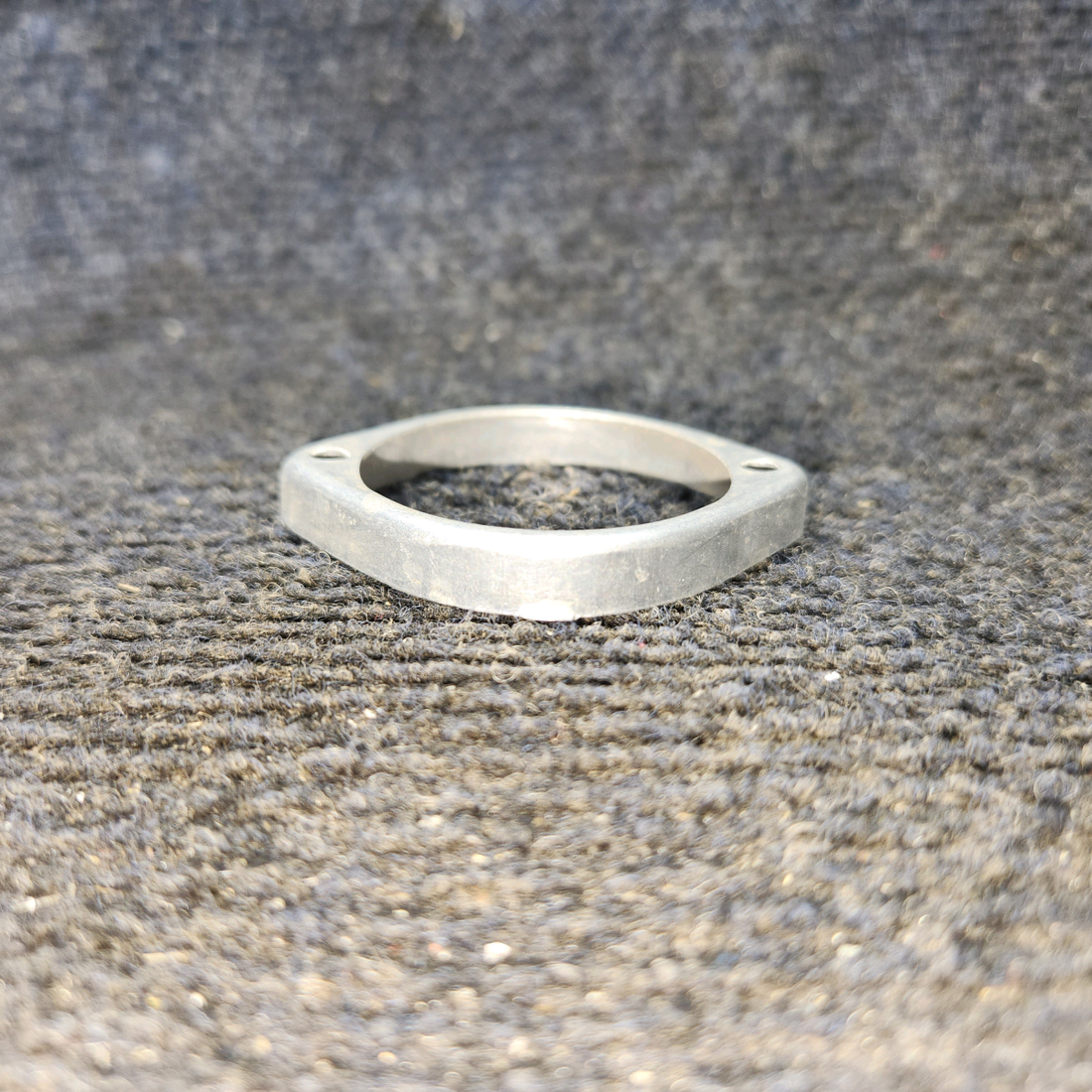 Used aircraft parts for sale, A628-D Whelen Tail Trobe Lens Retainer