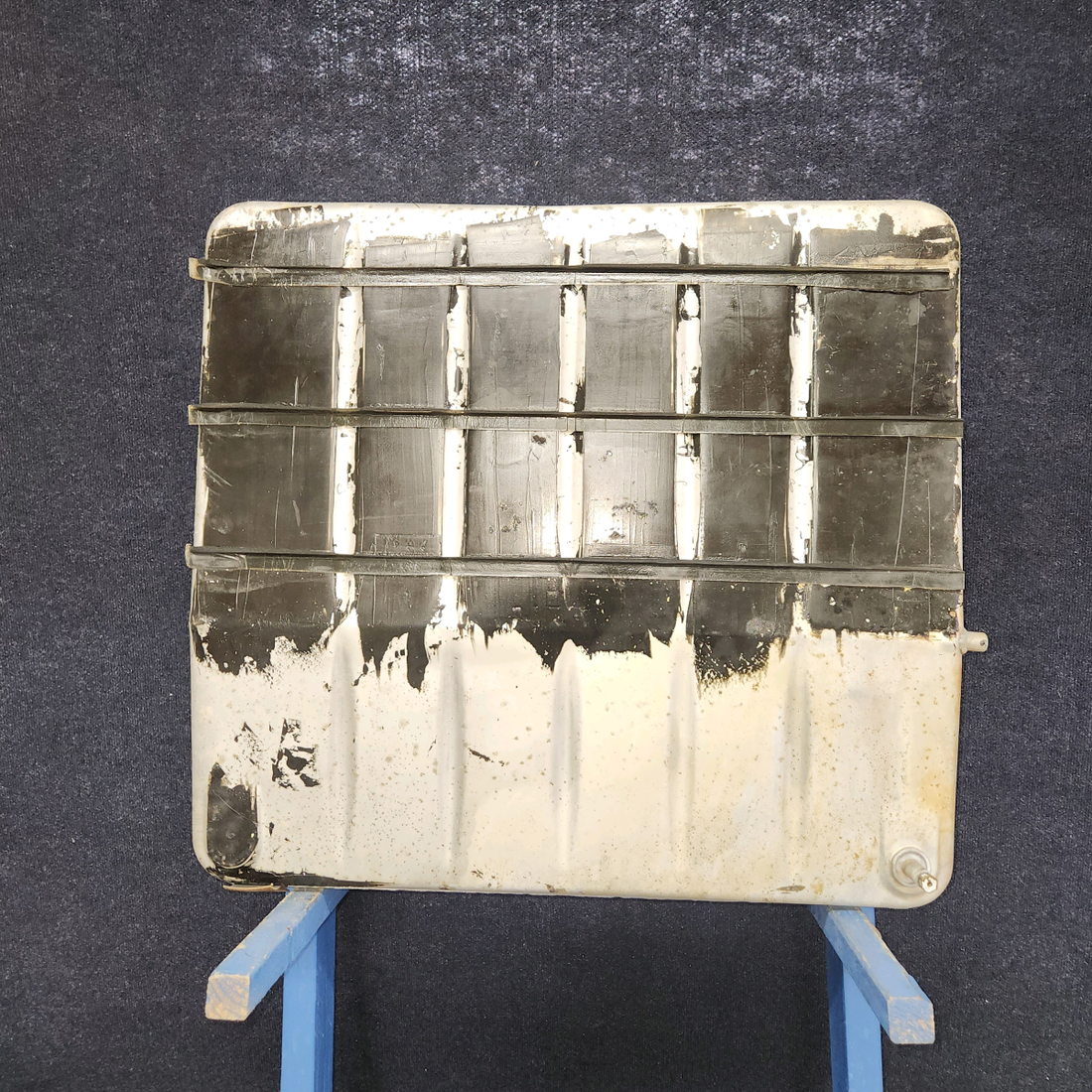Used aircraft parts for sale, 0526007-4 Cessna 172E Fuel Tank Assembly RH