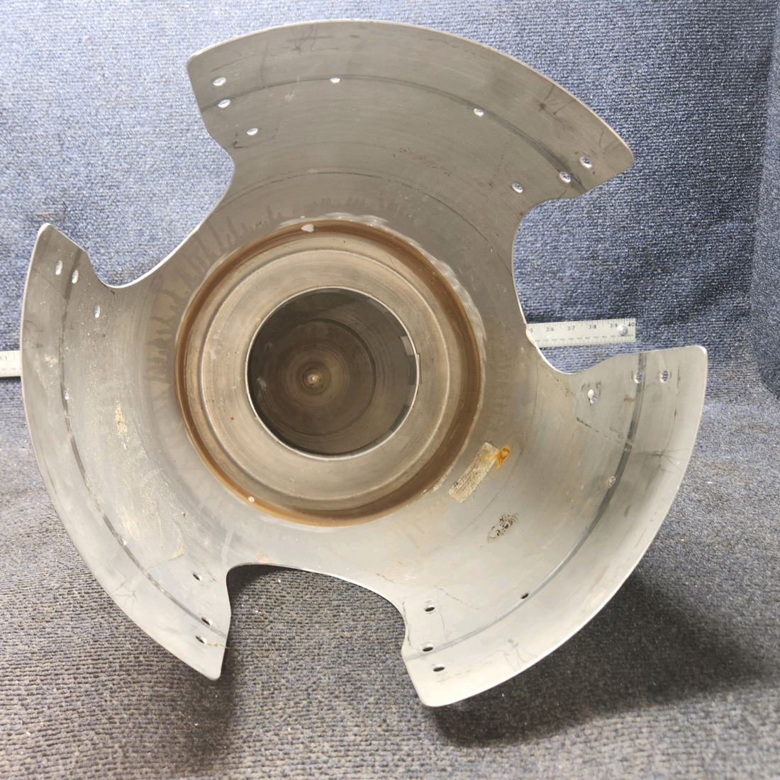 Used aircraft parts for sale, D-4797-3P Cessna 182G 3-Blade Spinner Assembly With Back Plate