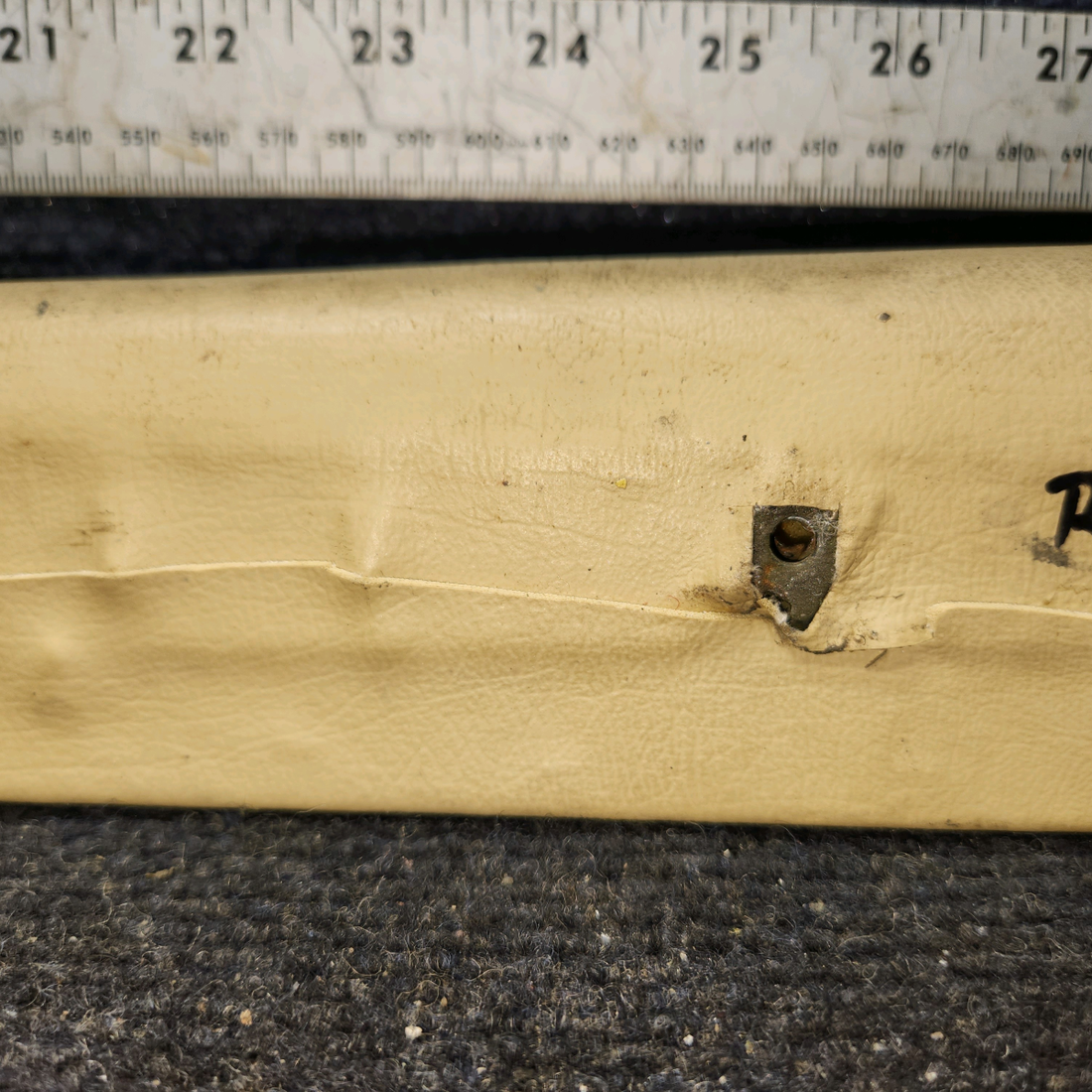 Used aircraft parts for sale, 0500104-53 Cessna 172 Arm Rest RH
