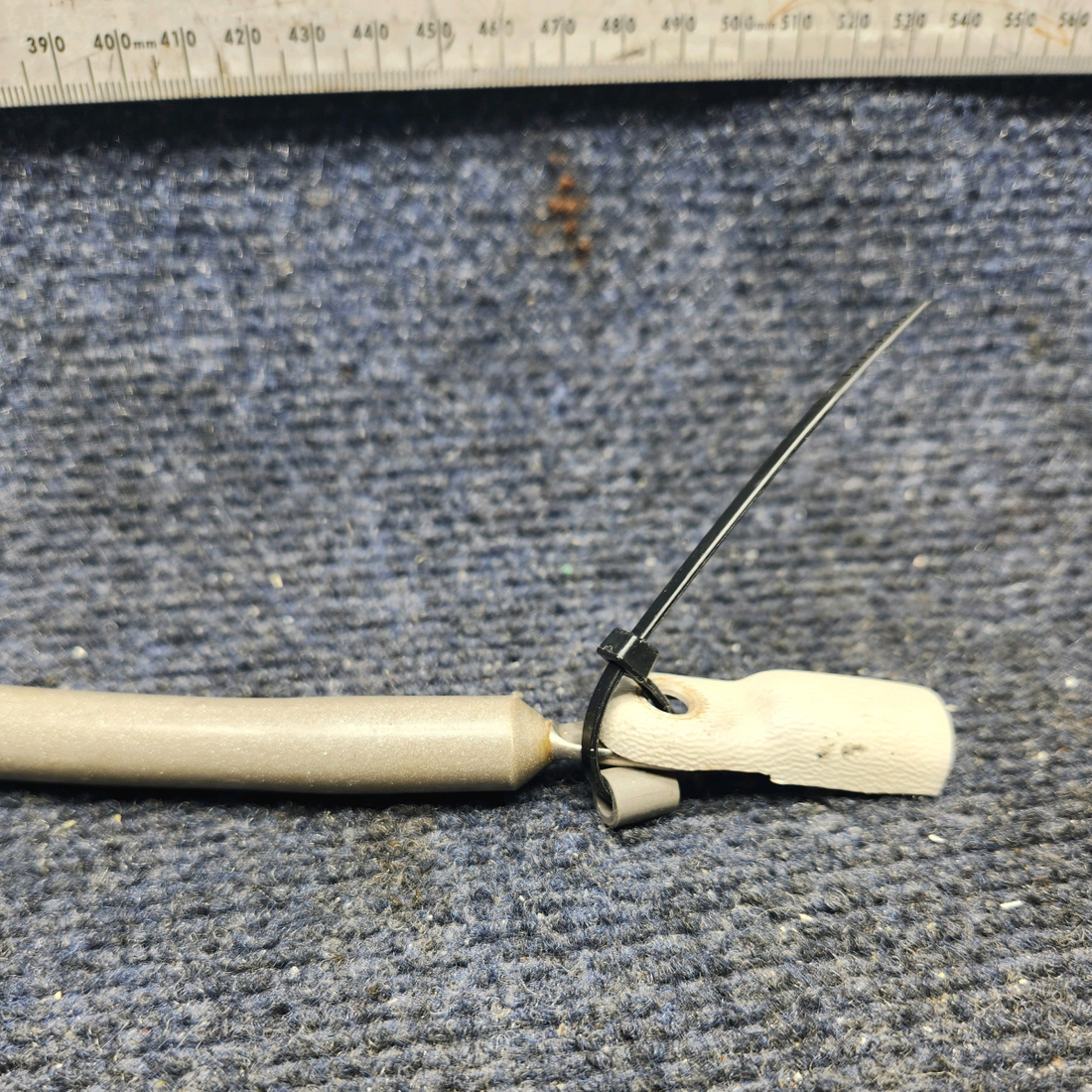 Used aircraft parts for sale, 58-530134-11 Beechcraft F33A HANDLE ASSIST ASSEMBLY