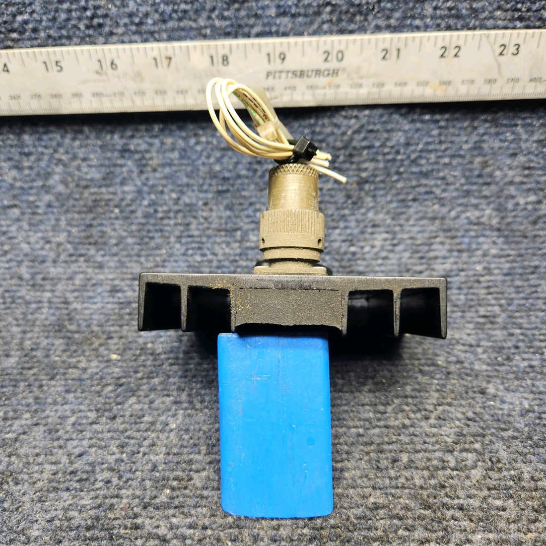 Used aircraft parts for sale, 557-122 PIPER PA28-161 Warrior III PIPER CONTROL DIMMER