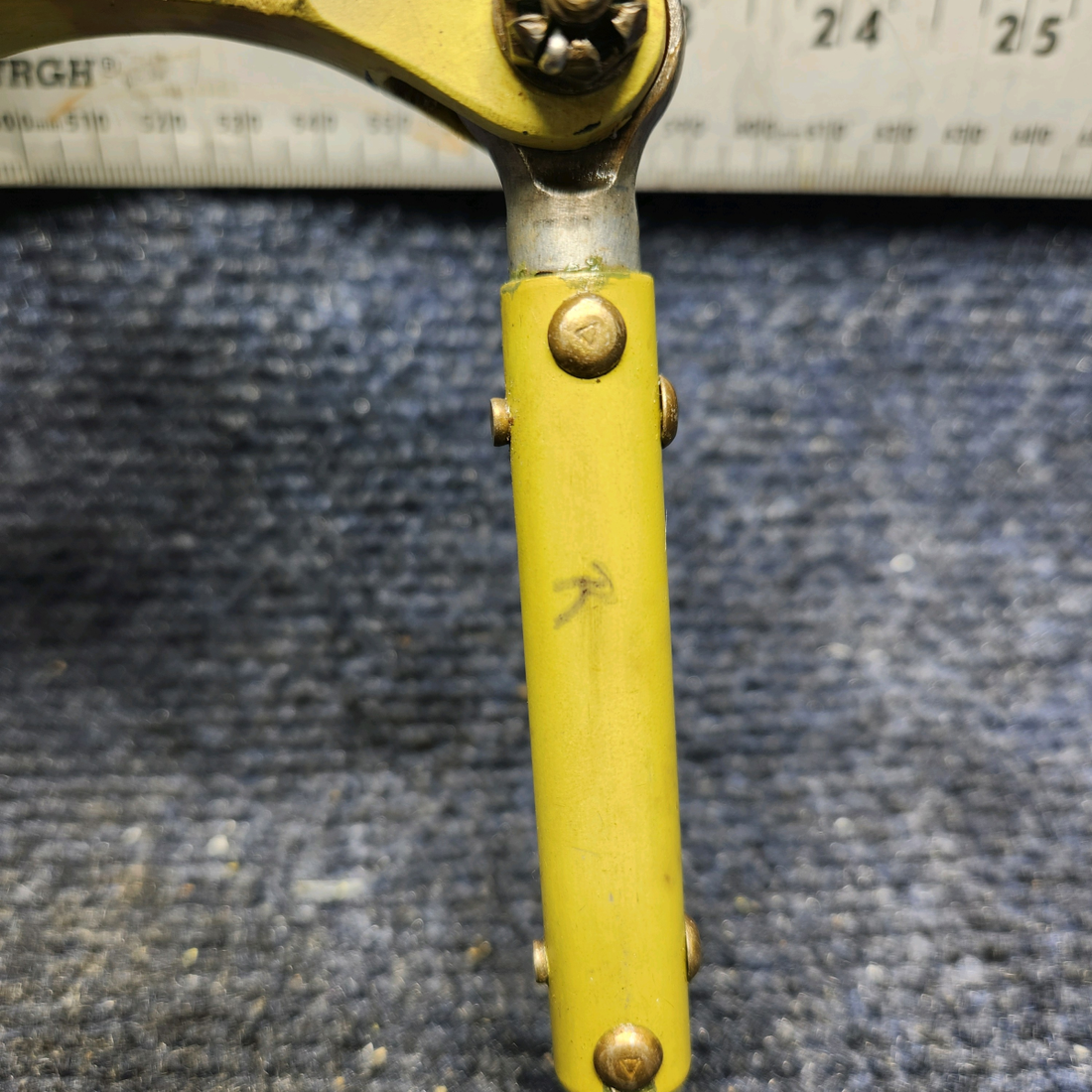 Used aircraft parts for sale, 002-410039-7 Beechcraft F33A RUDDER CONTROL BELLCRANK RH W RODS