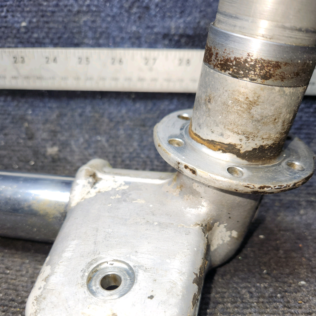 Used aircraft parts for sale, 78738-03 Piper PA-28-140 Stub Axle with Chrome Piston Tube – RH