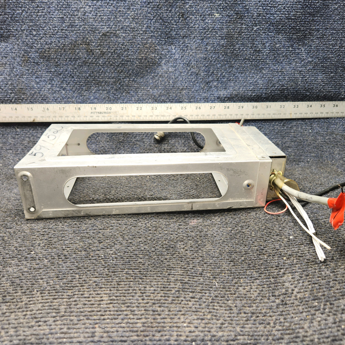 Used aircraft parts for sale, 069-1020-00 King KX-170B MAC 1700 Piper PA28-161 Nav/Com with MAC 1700 Conversion, Includes Tray (14 Volts)