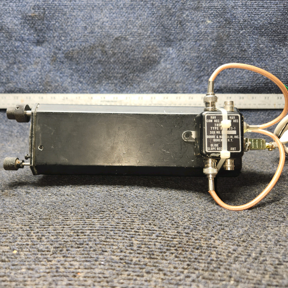 Used aircraft parts for sale, Narco Nav 122 Narco Nav 122 Piper PA28-140 Glideslope Indicator Receiver w/ Connectors