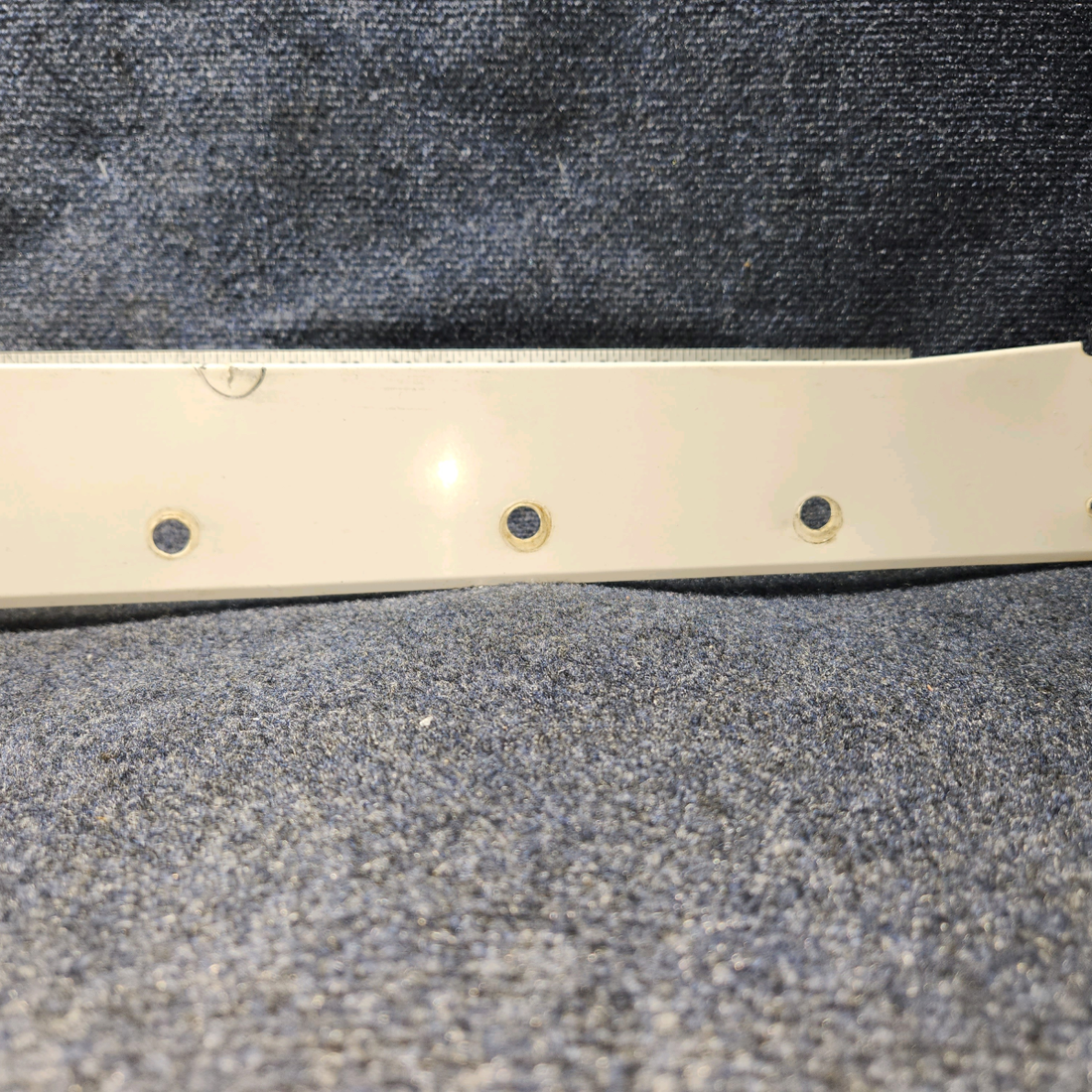 Used aircraft parts for sale, 0426003-19 Cessna C-150J Wing Faring Assy RH