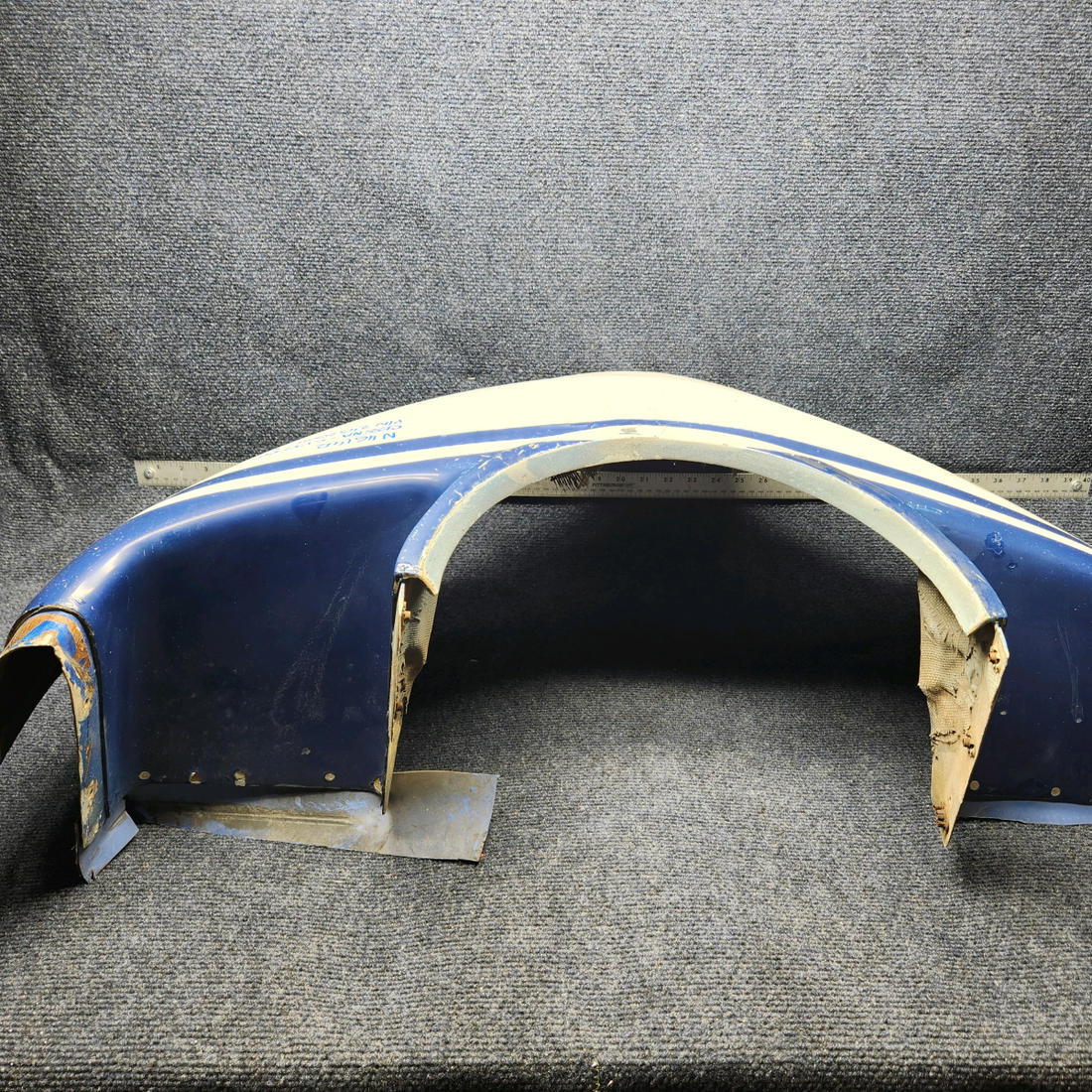 Used aircraft parts for sale, 2452004-2 CESSNA C172RG LOWER NOSE CAP ASSY