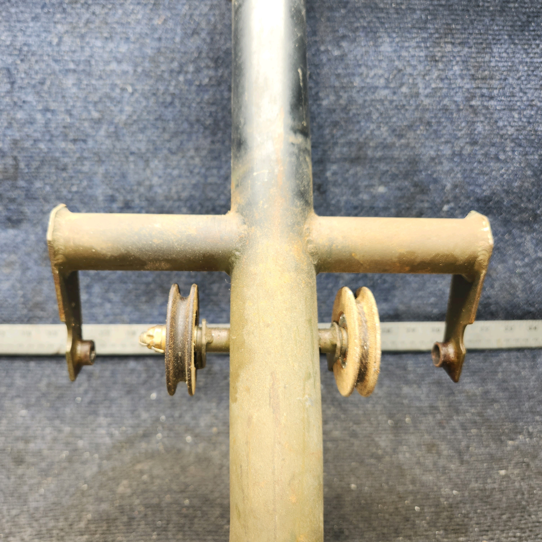 Used aircraft parts for sale, 169-524018-601 Beechcraft C23 SUNDOWNER Control Column Assembly