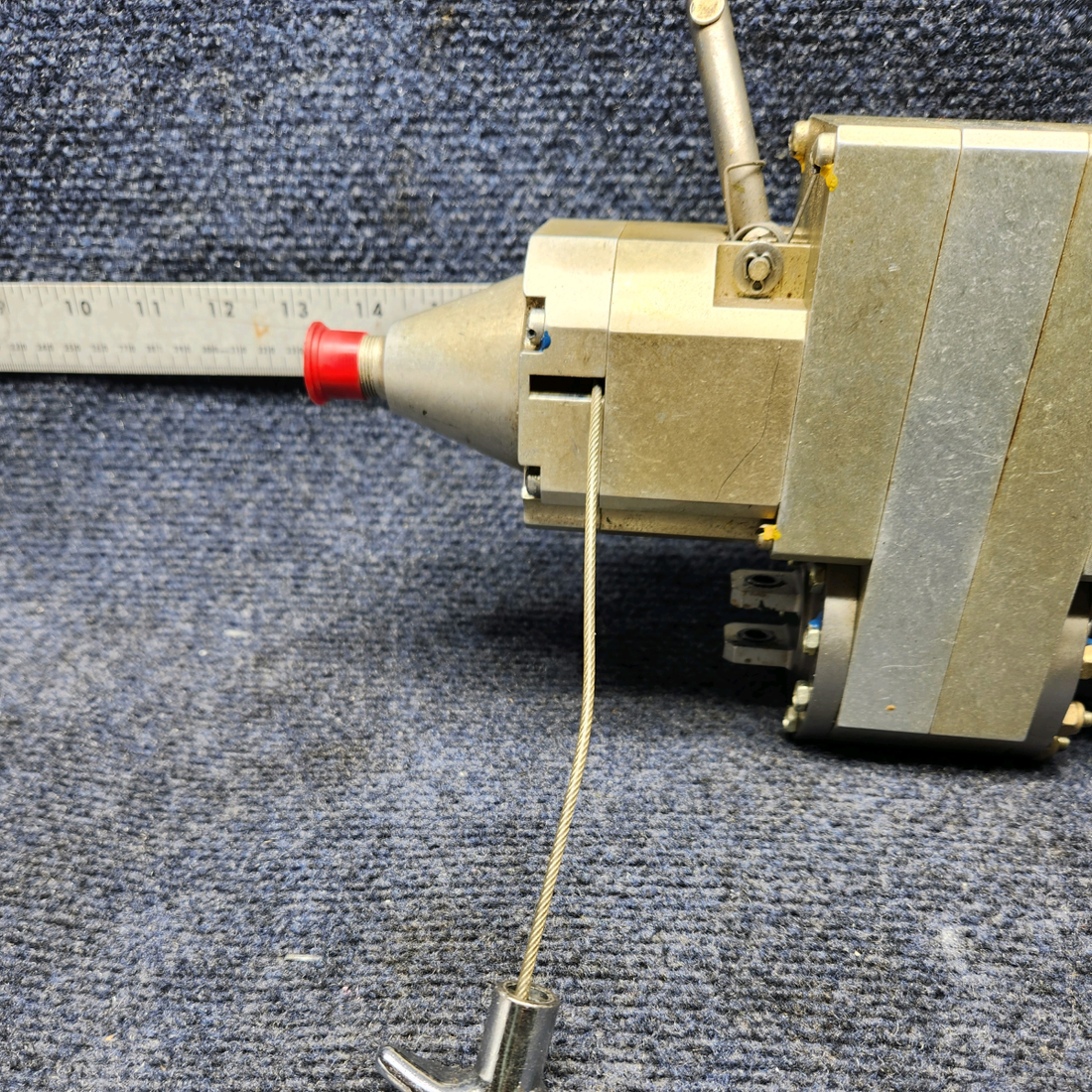 Used aircraft parts for sale, 560254-501 Vickers 102000-1 MOONEY M20J VICKERS LINEAR LANDING GEAR ACTUATOR (12V, 55A)