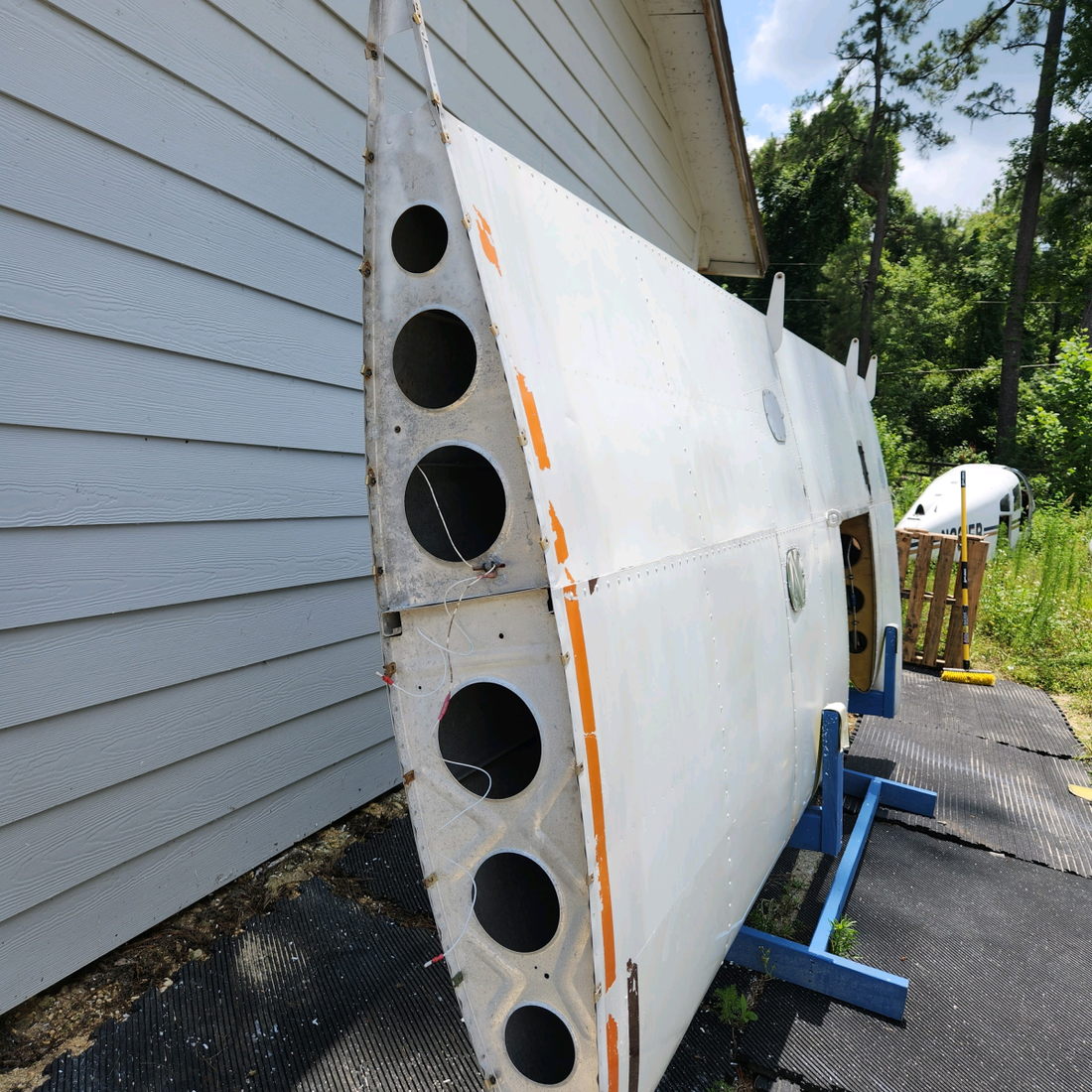 Used aircraft parts for sale, 66601-004 PIPER PA28-140 WING STRUCTURE LH-LESS FUEL TANK