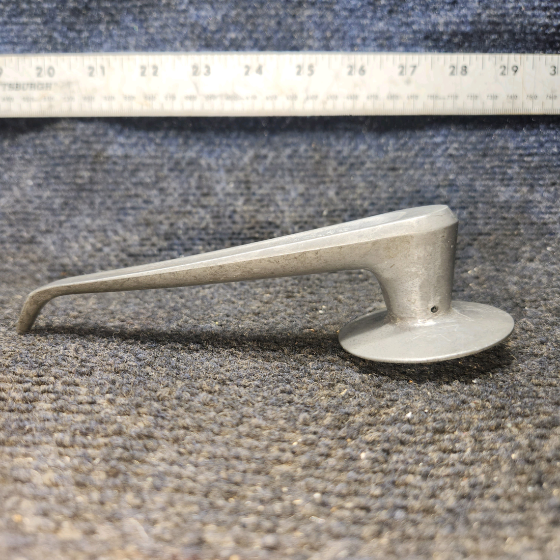 Used aircraft parts for sale, 0711027-1 Cessna 172E Inside Cabin Door Handle LH or RH