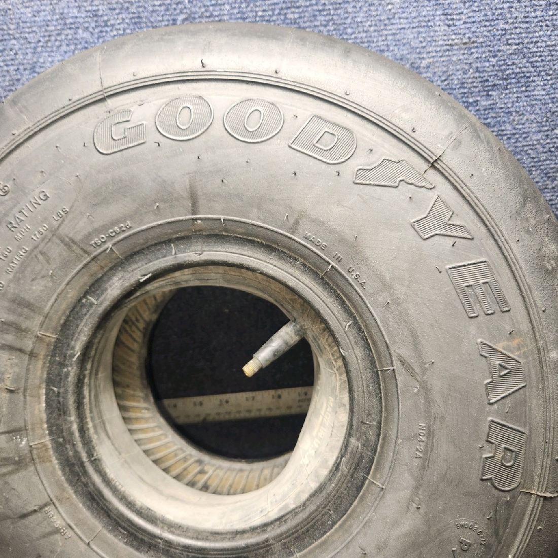 Used aircraft parts for sale, 606C66-8, 451-735 Goodyear Flight Custom III piper PA-28-181 6.00-6 6-Ply Tire w/ Tube