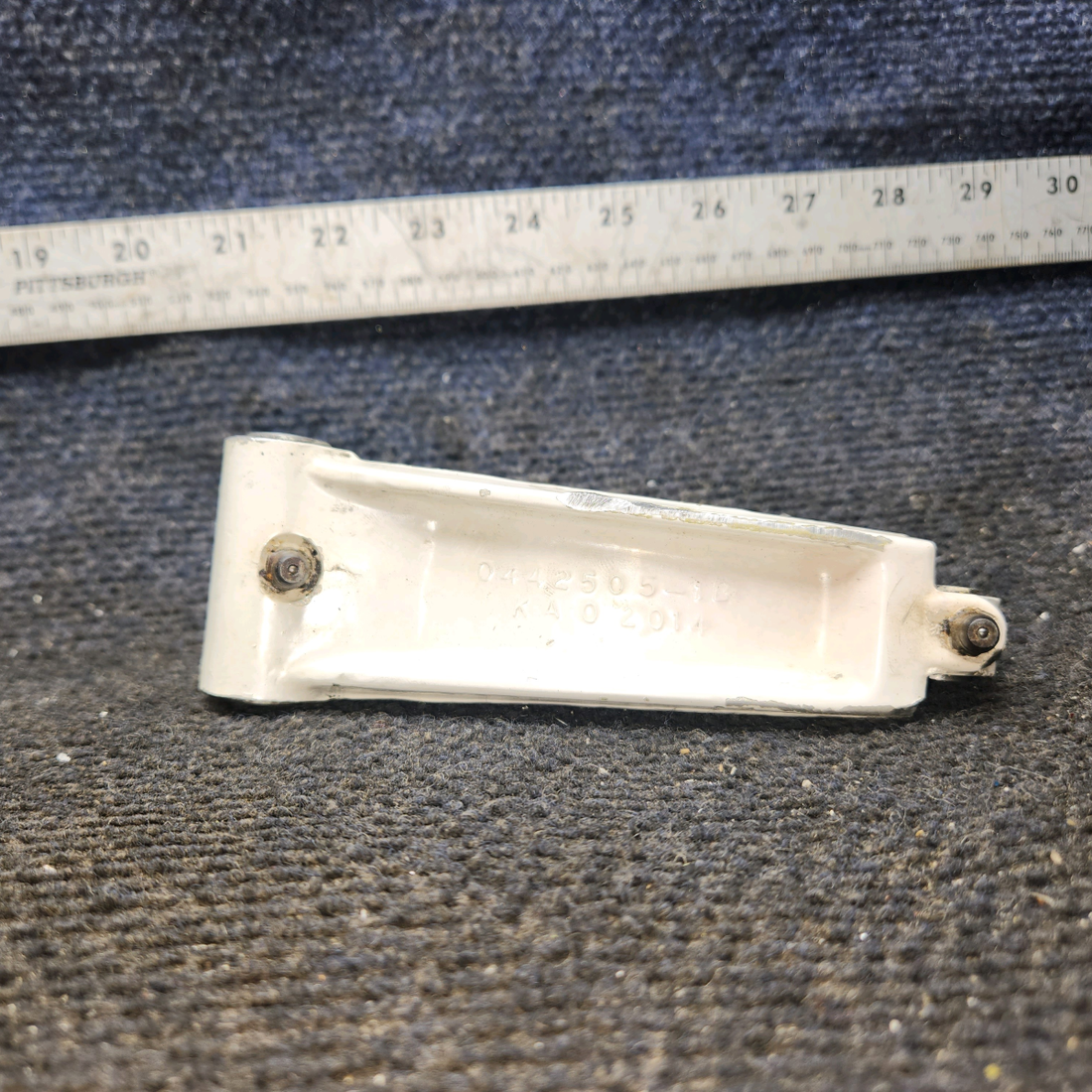 Used aircraft parts for sale, 0442506-1 cessna 150G Torque Link Upper Assembly