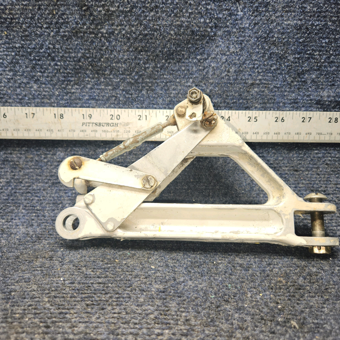 Used aircraft parts for sale, 67025-002 PIPER PA28RT-201 Main Gear Truss Link Assy w/Fitting