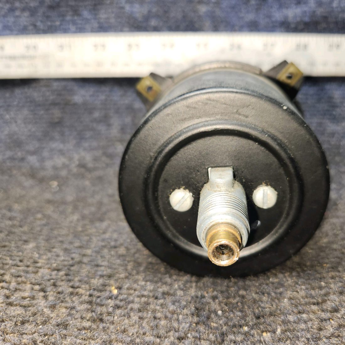 Used aircraft parts for sale, 550-614 Piper PA32RT-300 Tachometer RPM