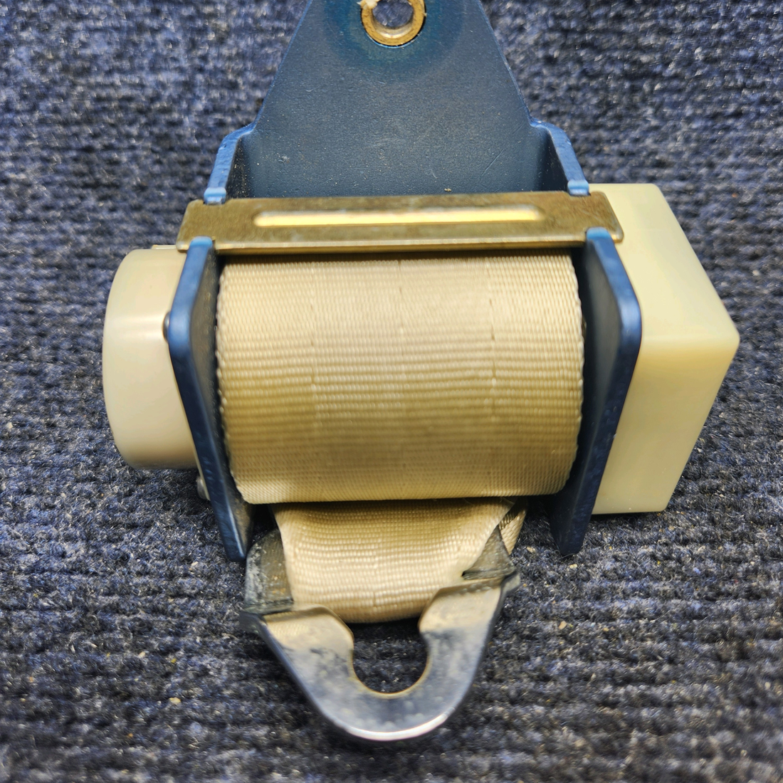 Used aircraft parts for sale, 58-380071-1 America Safety Beechcraft F33A SEAT BELT REEL W/ BELT INERTIA REEL