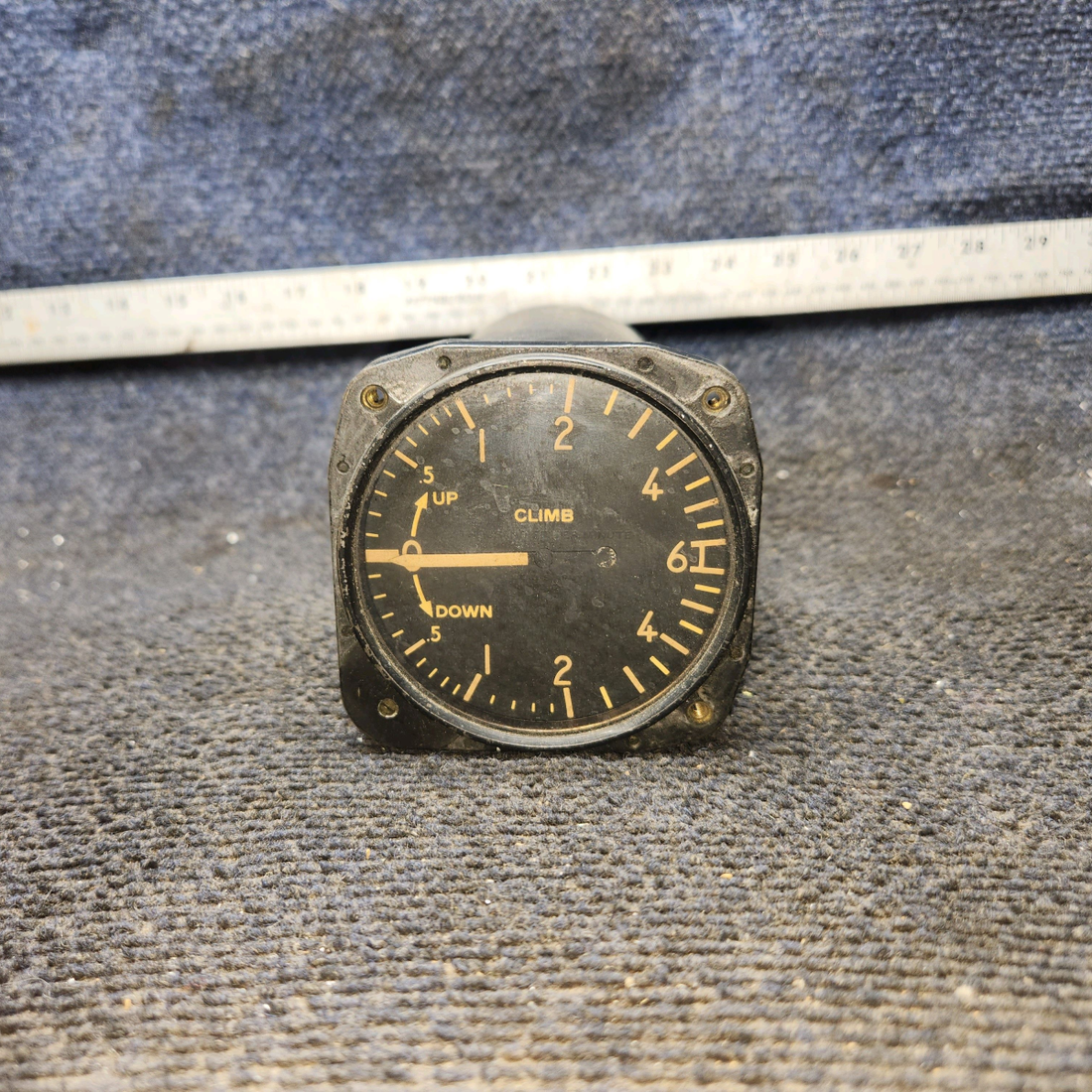 Used aircraft parts for sale, 639K-03 Kollsman cessna 150G Vertical Speed Indicator